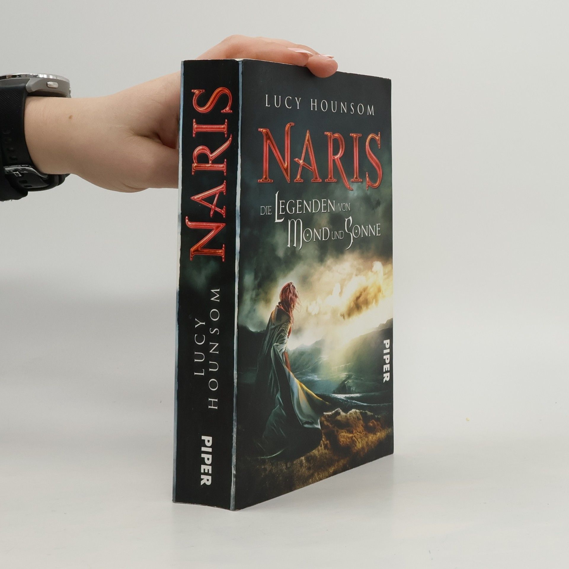 Lucy Hounsom Naris: Die Legenden von Mond und Sonne 1