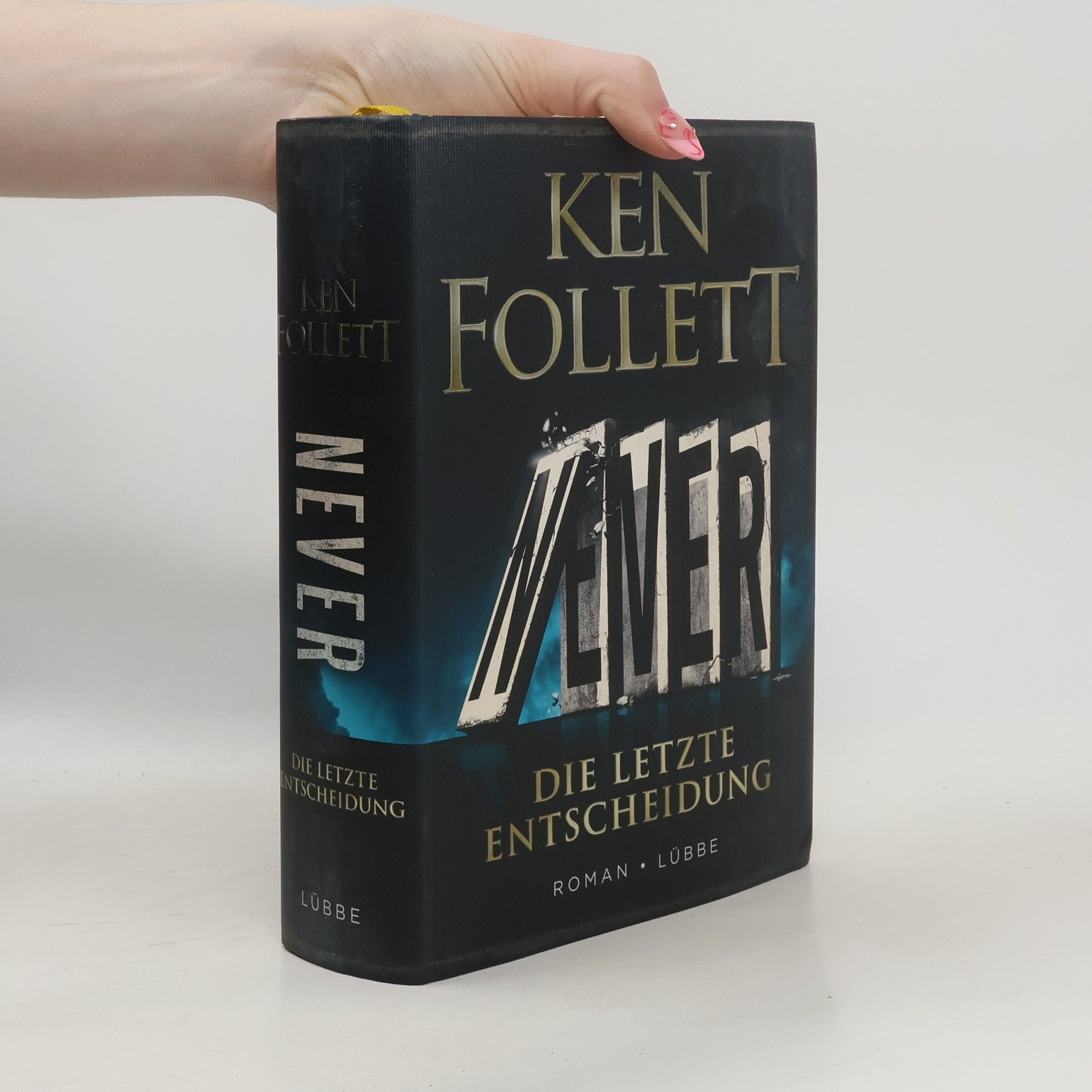 Ken Follett Never