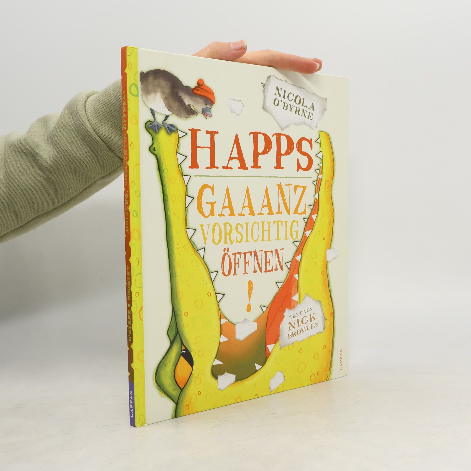 Nicola O. Byrne Happs - gaaanz vorsichtig öffnen!