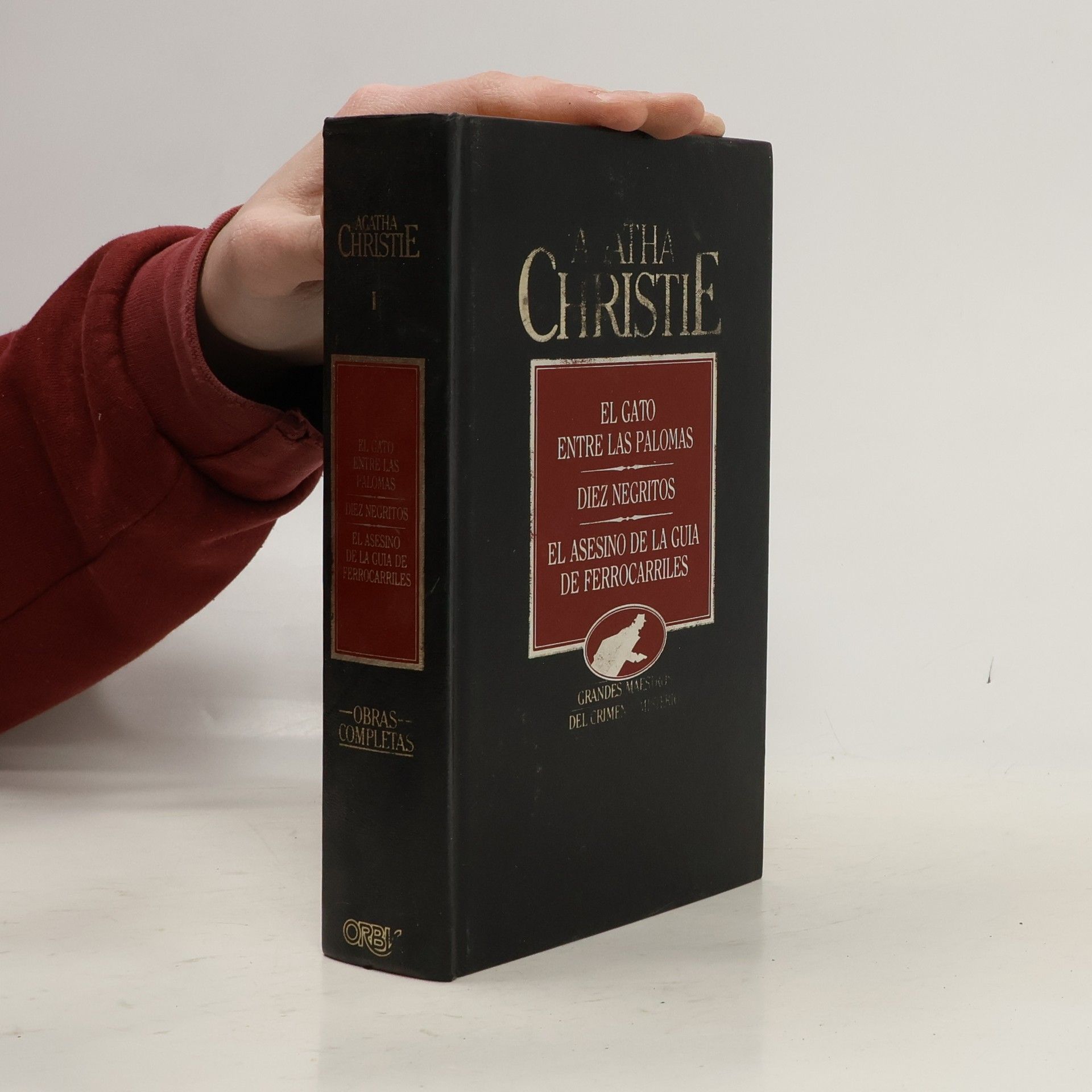 Agatha Christie Obras completas - 1: El Gato entre las Palomas / Diez Negritos / El Asesino de la Guía de Ferrocarriles