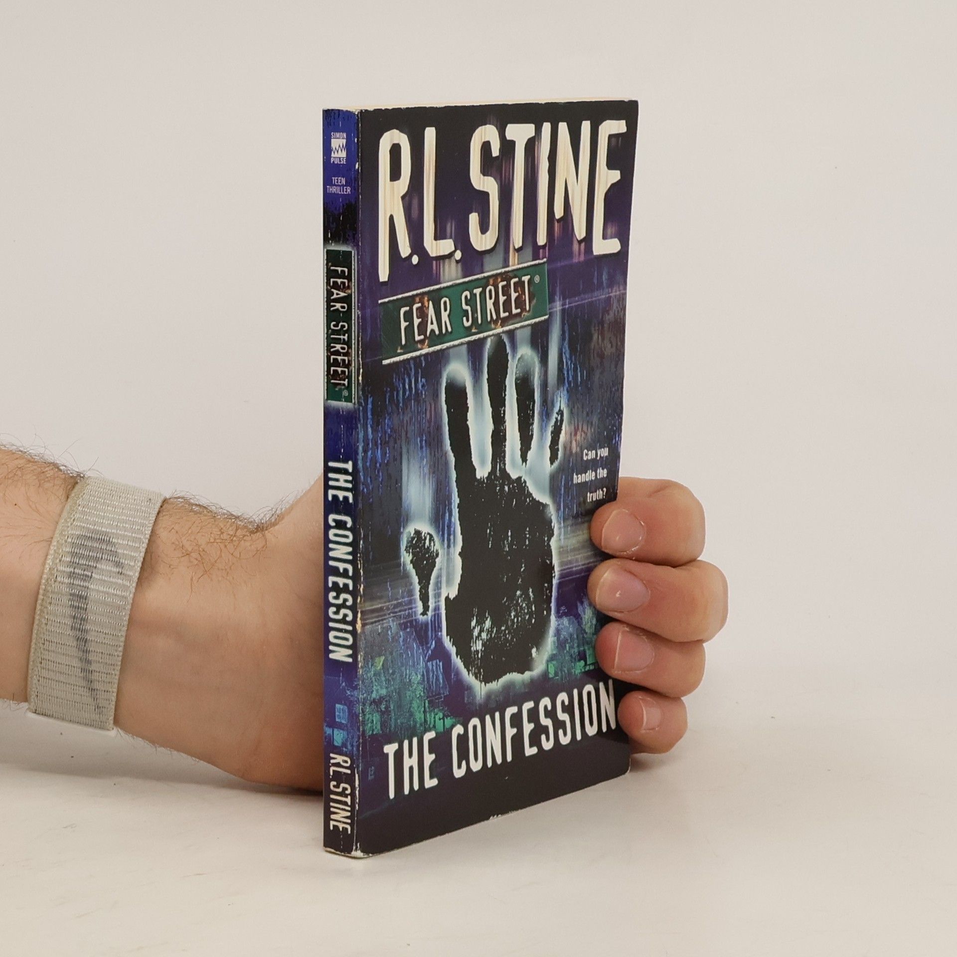 R. L. Stine The Confession