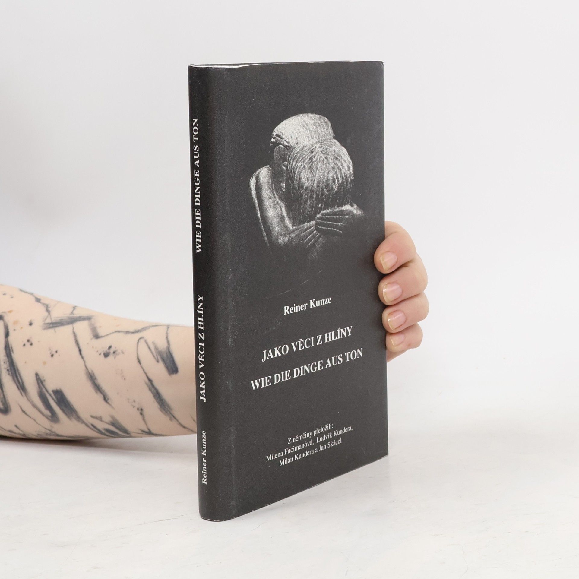 Jako věci z hlíny / Wie die Dinge aus Ton : výbor z básnického díla