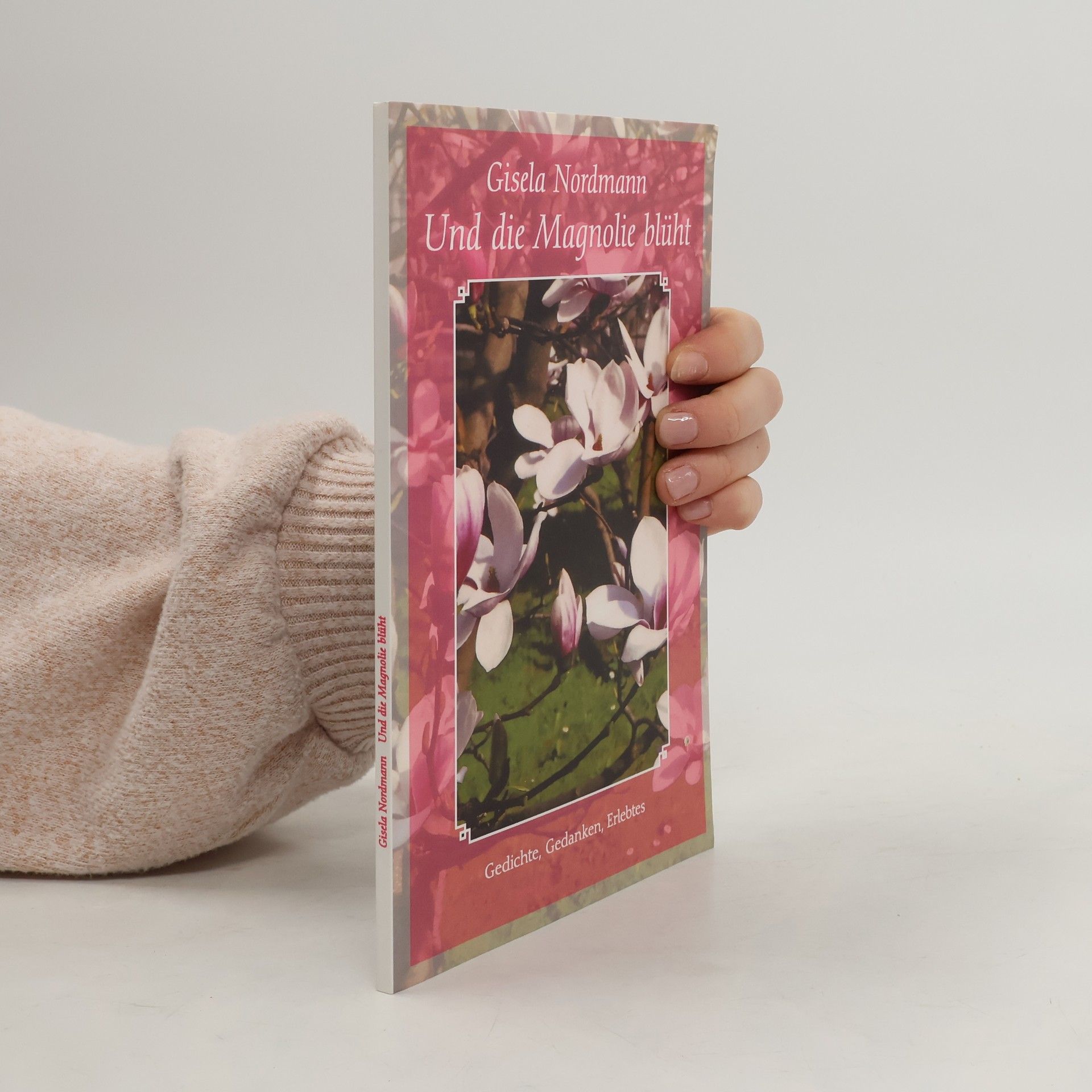 Und die Magnolie blüht