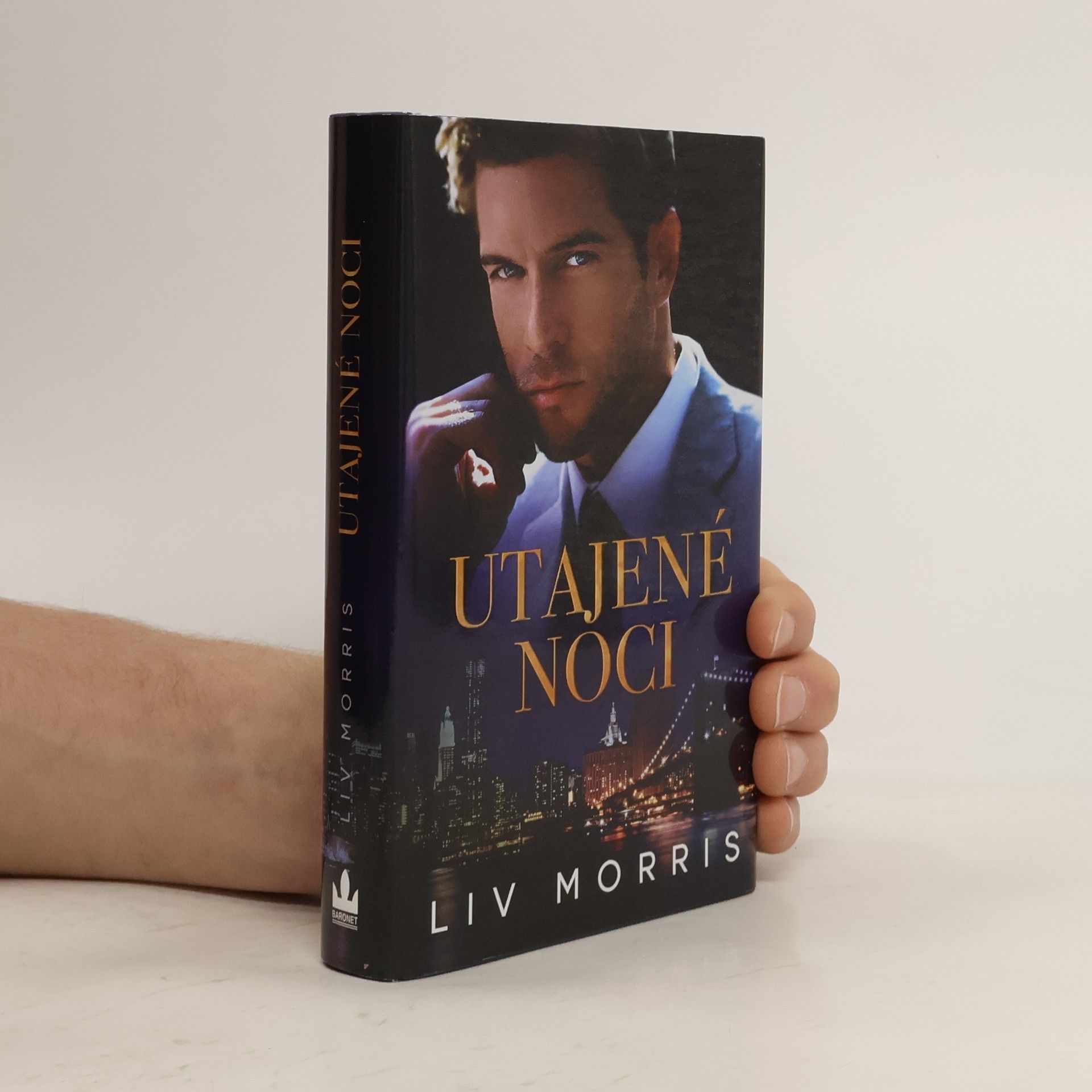 Liv Morris Utajené noci