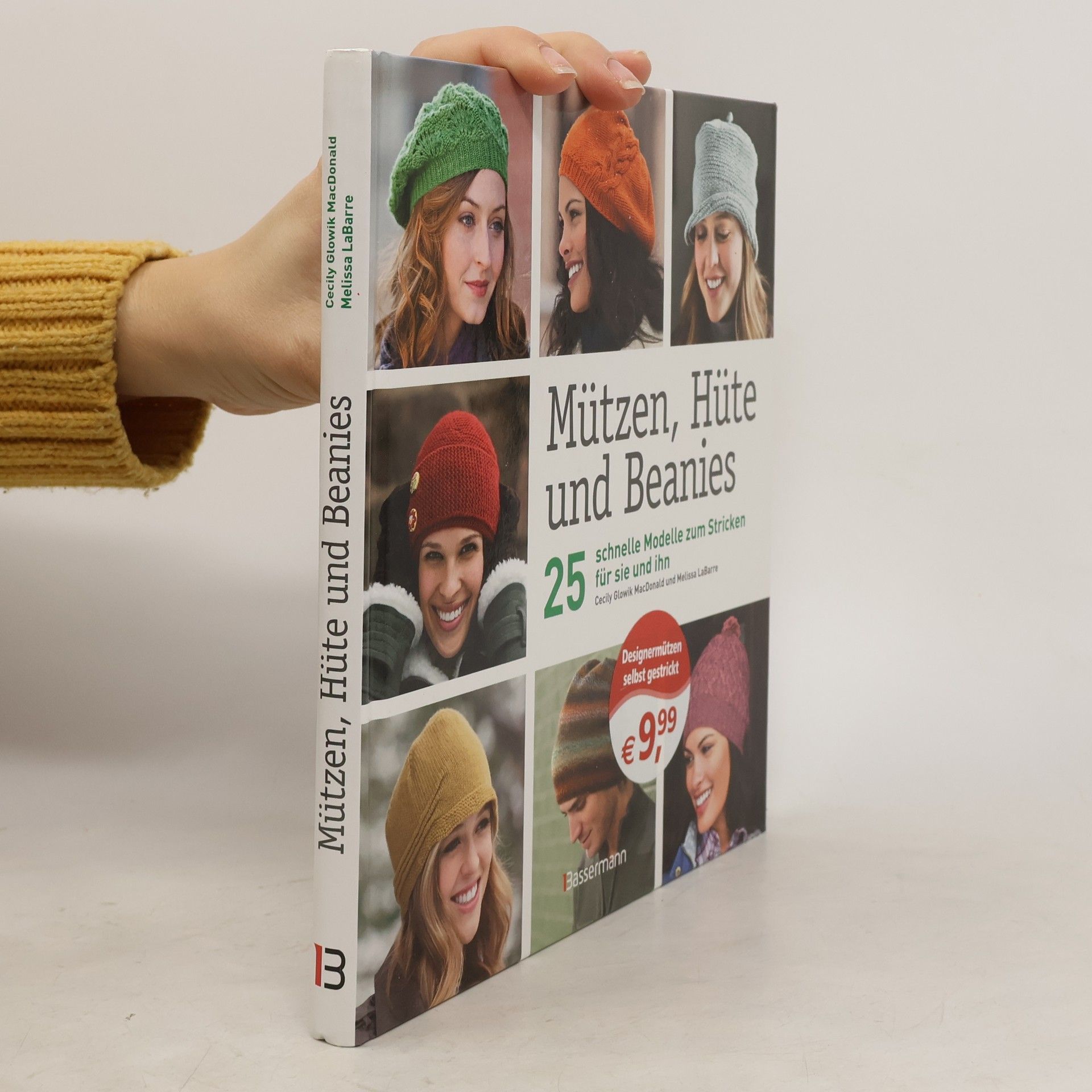 Mützen, Hüte und Beanies