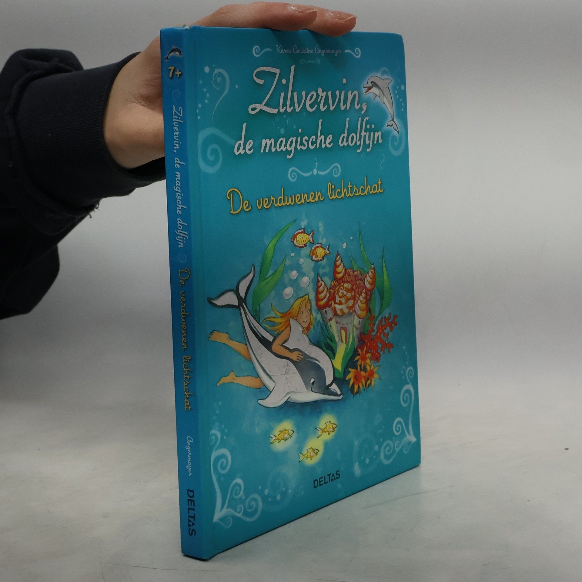 Zilvervin, de magische dolfijn