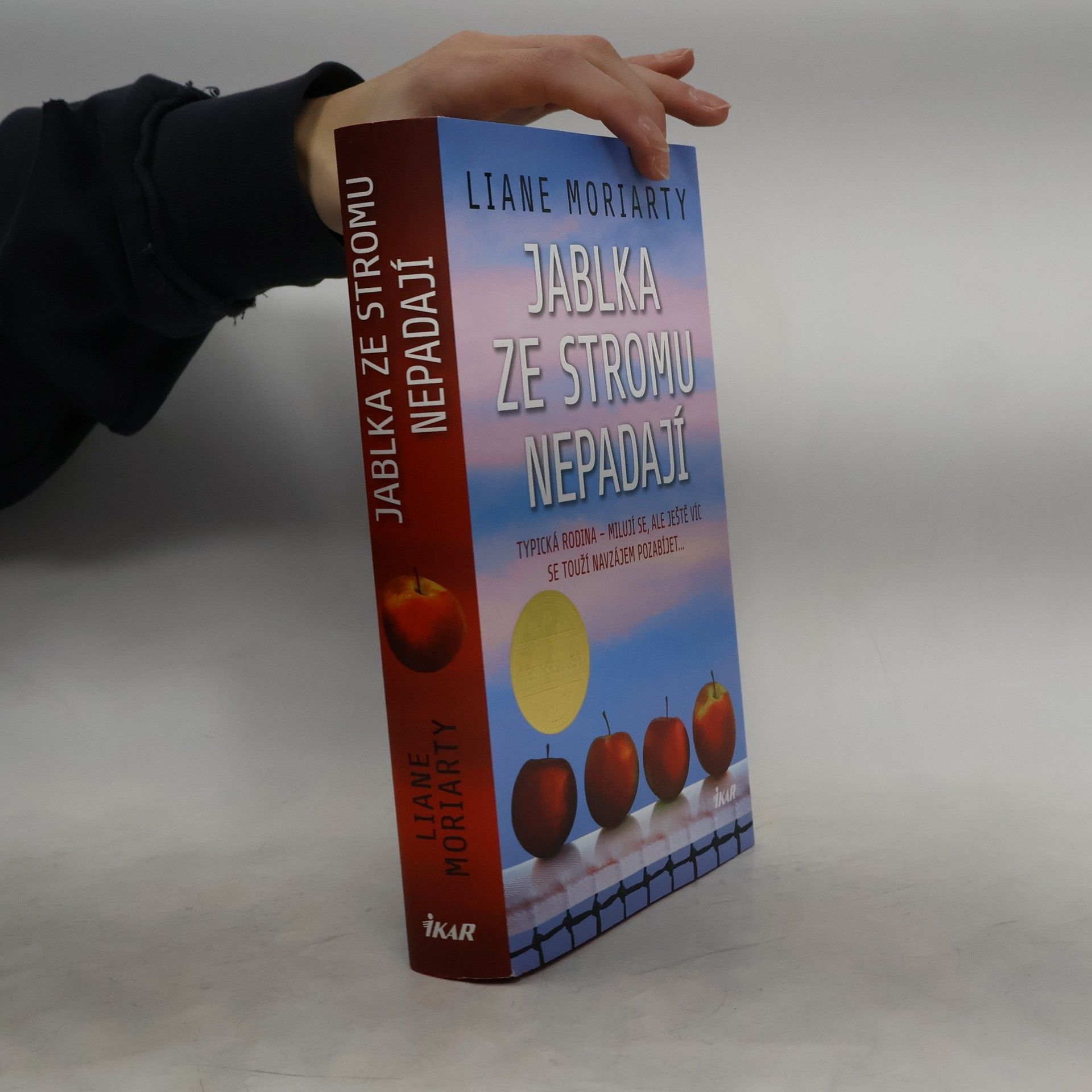 Liane Moriarty Jablka ze stromu nepadají