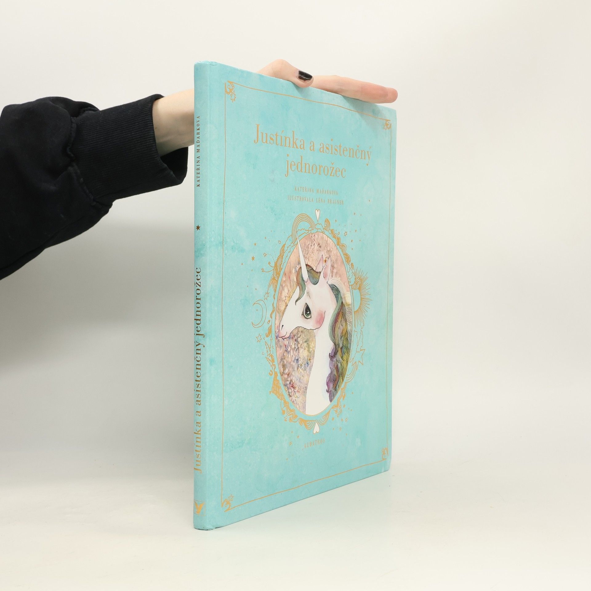 Kateřina Pantovič Justínka a asistenčný jednorožec