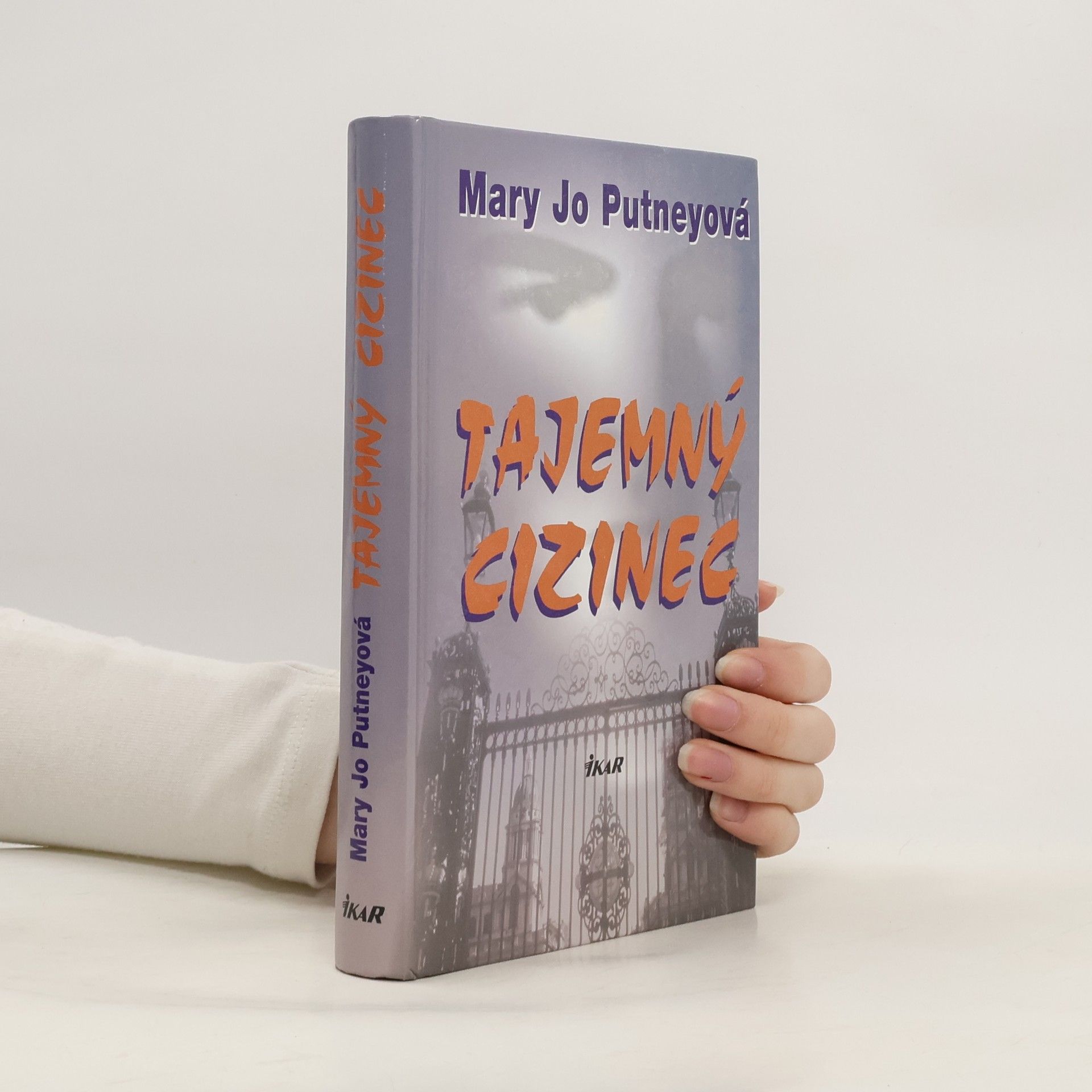 Tajemný cizinec. 1. díl