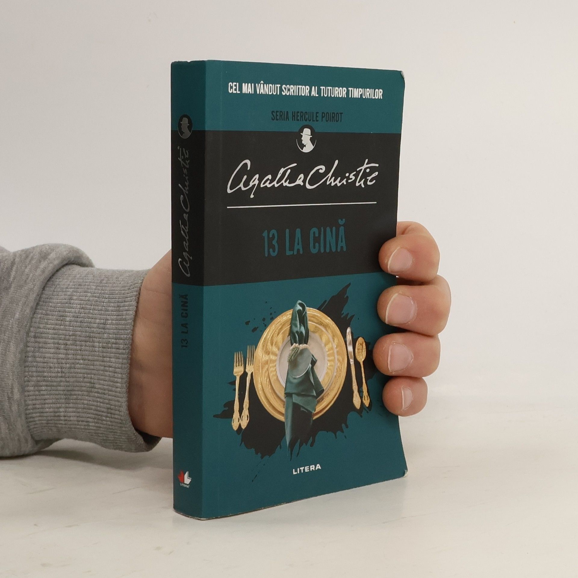 Agatha Christie 13 la cină