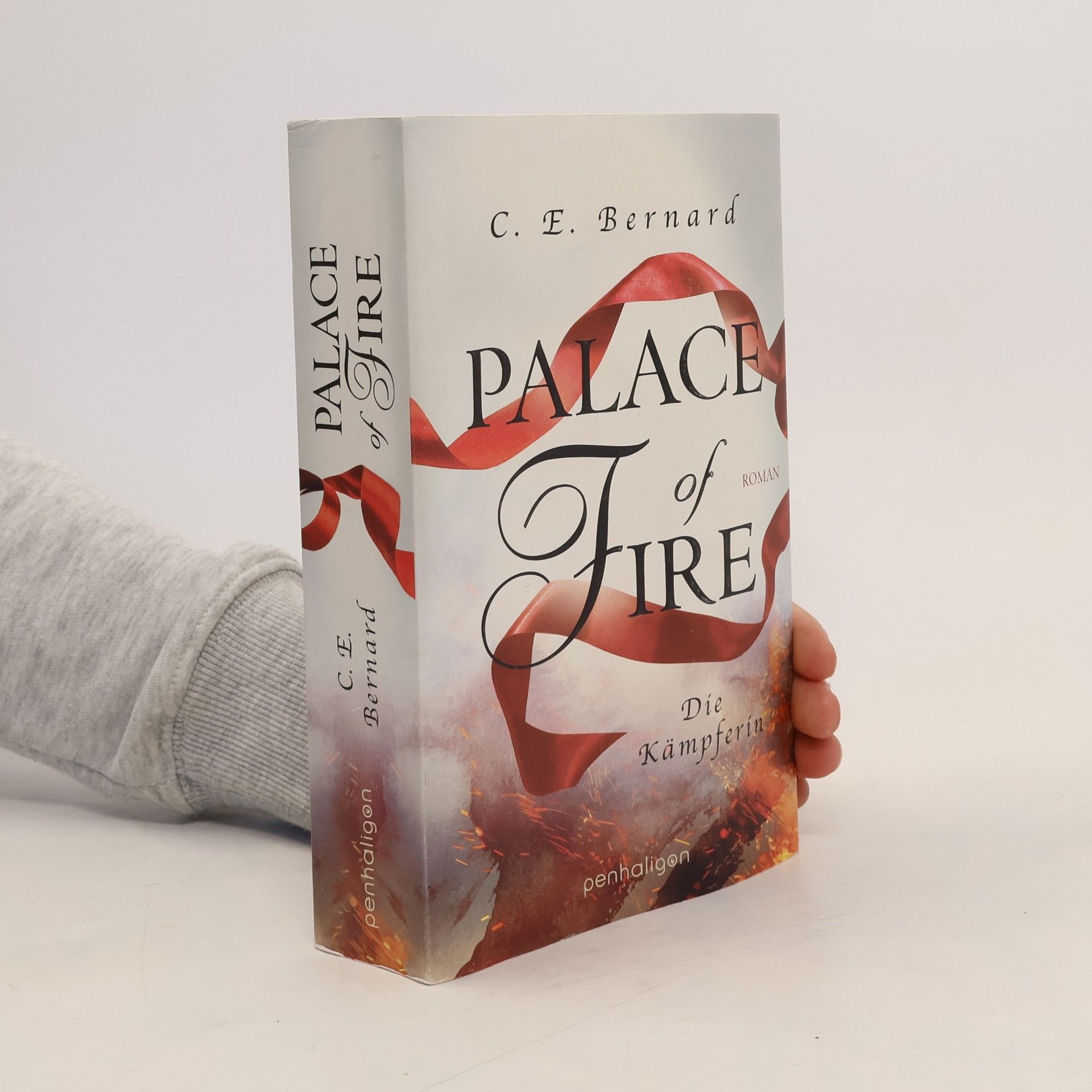 Bernard Bro Palace of fire - die Kämpferin
