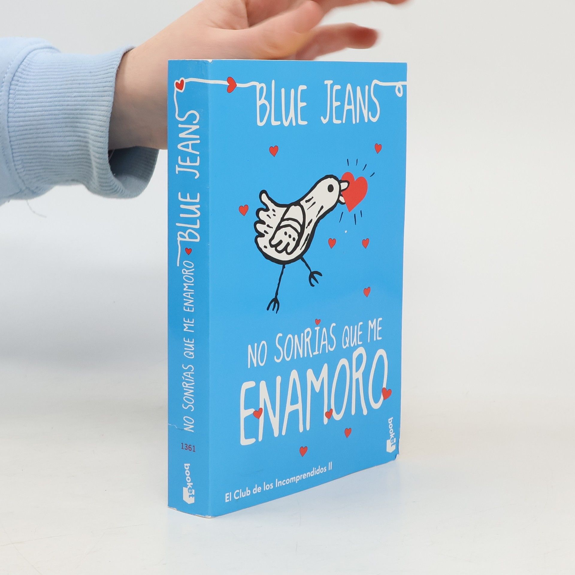 No sonrias que me enamoro