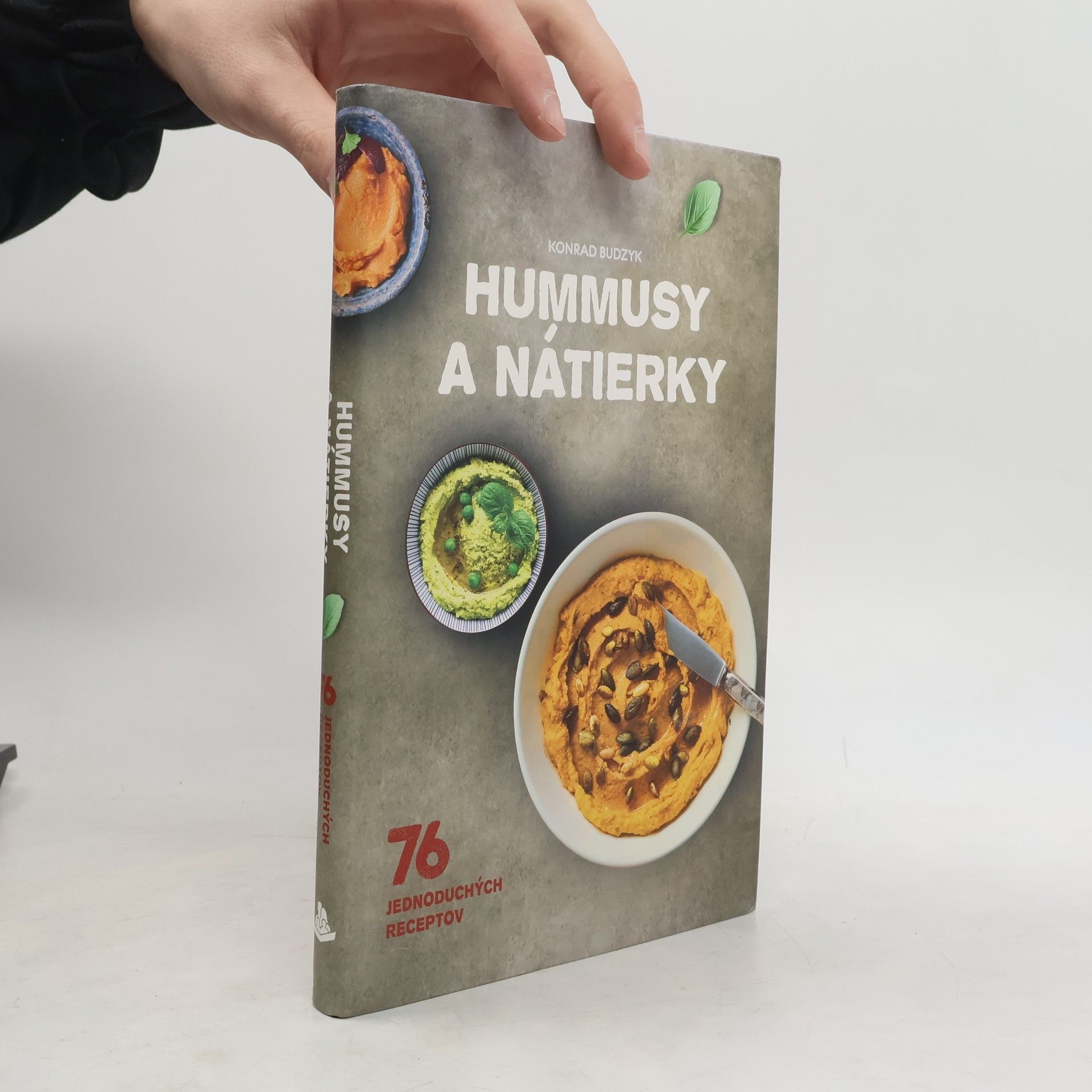 Hummusy a nátierky