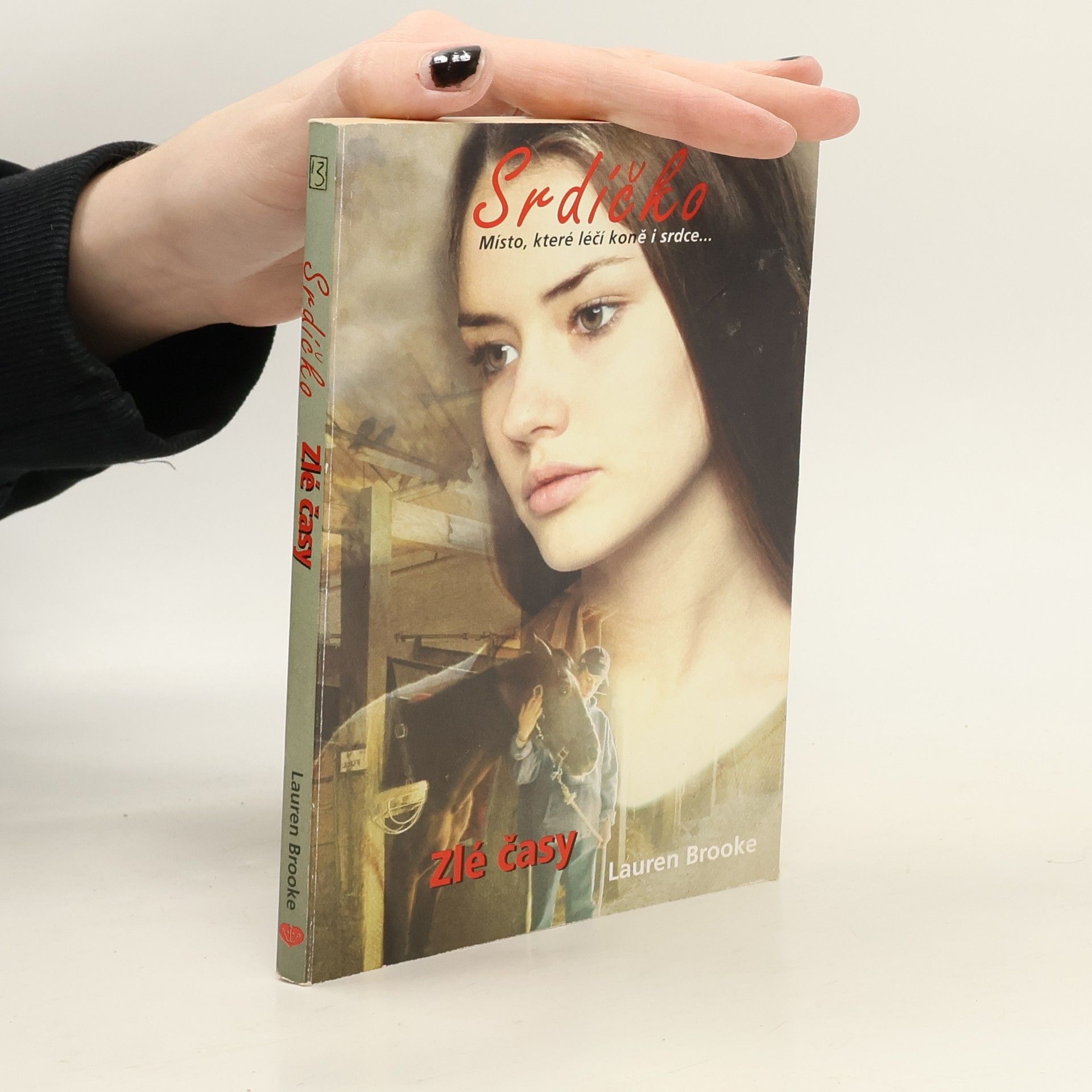 Lauren Brooke Srdíčko. 13. díl. Zlé časy.