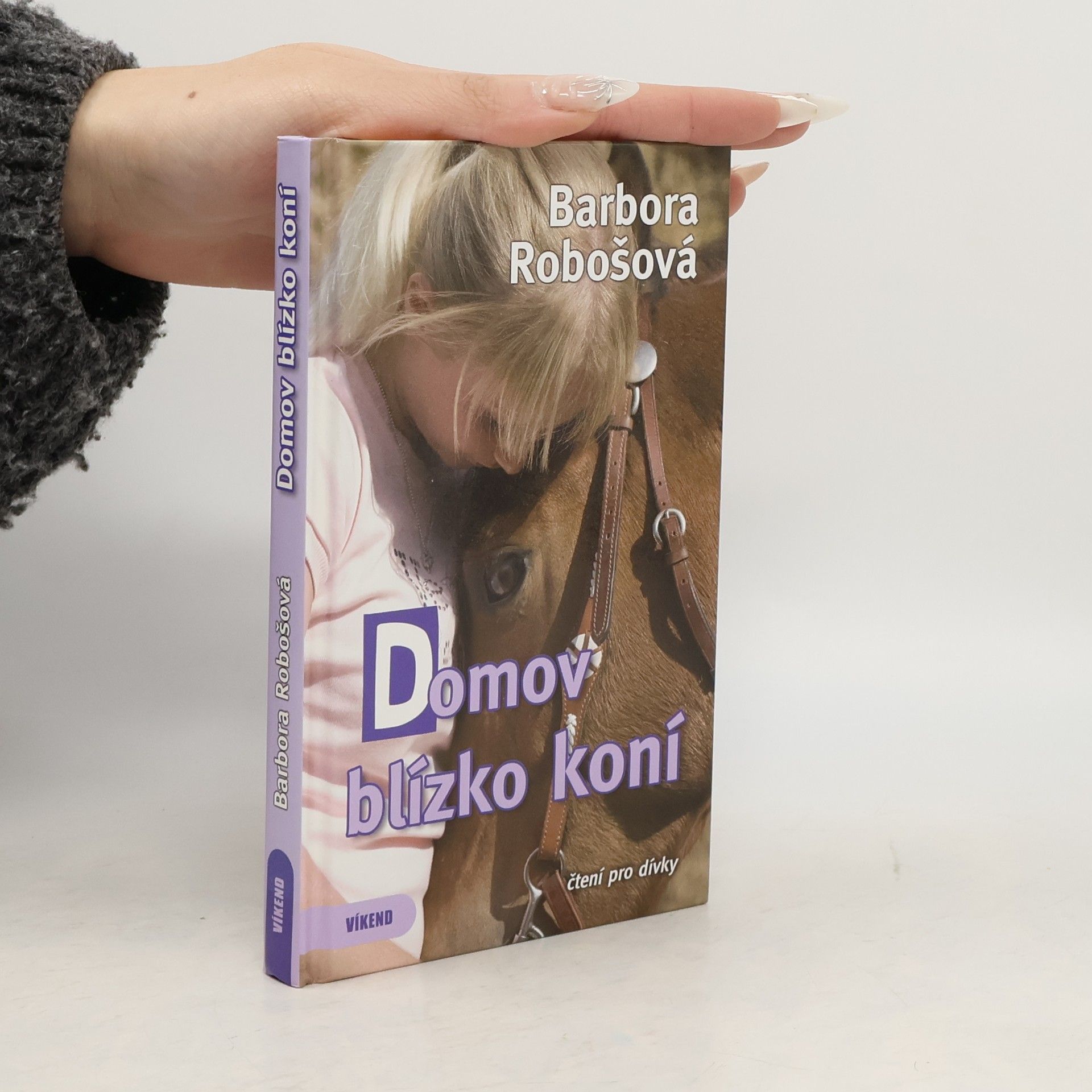 Robošová Barbora Domov blízko koní