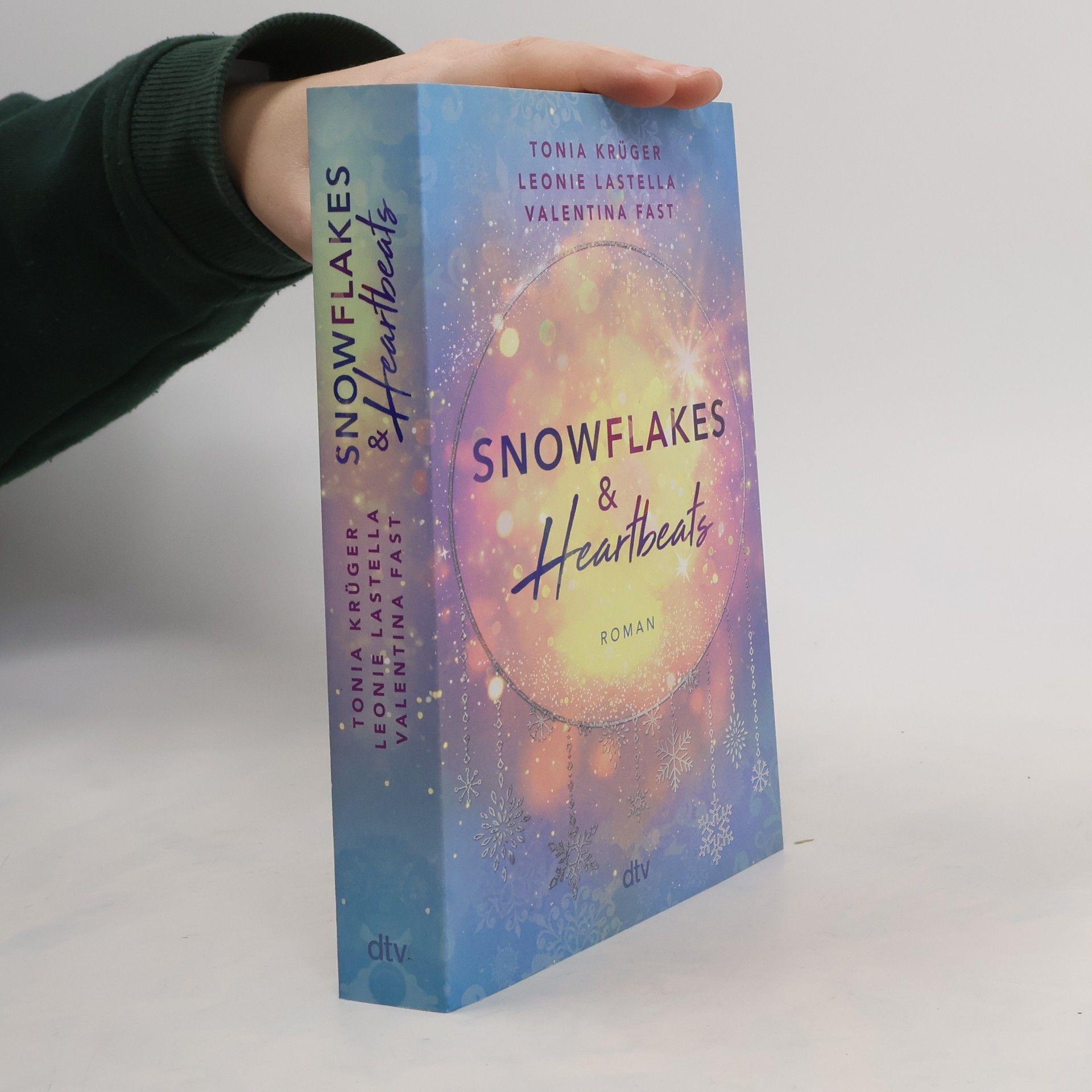 Snowflakes and Heartbeats. Roman