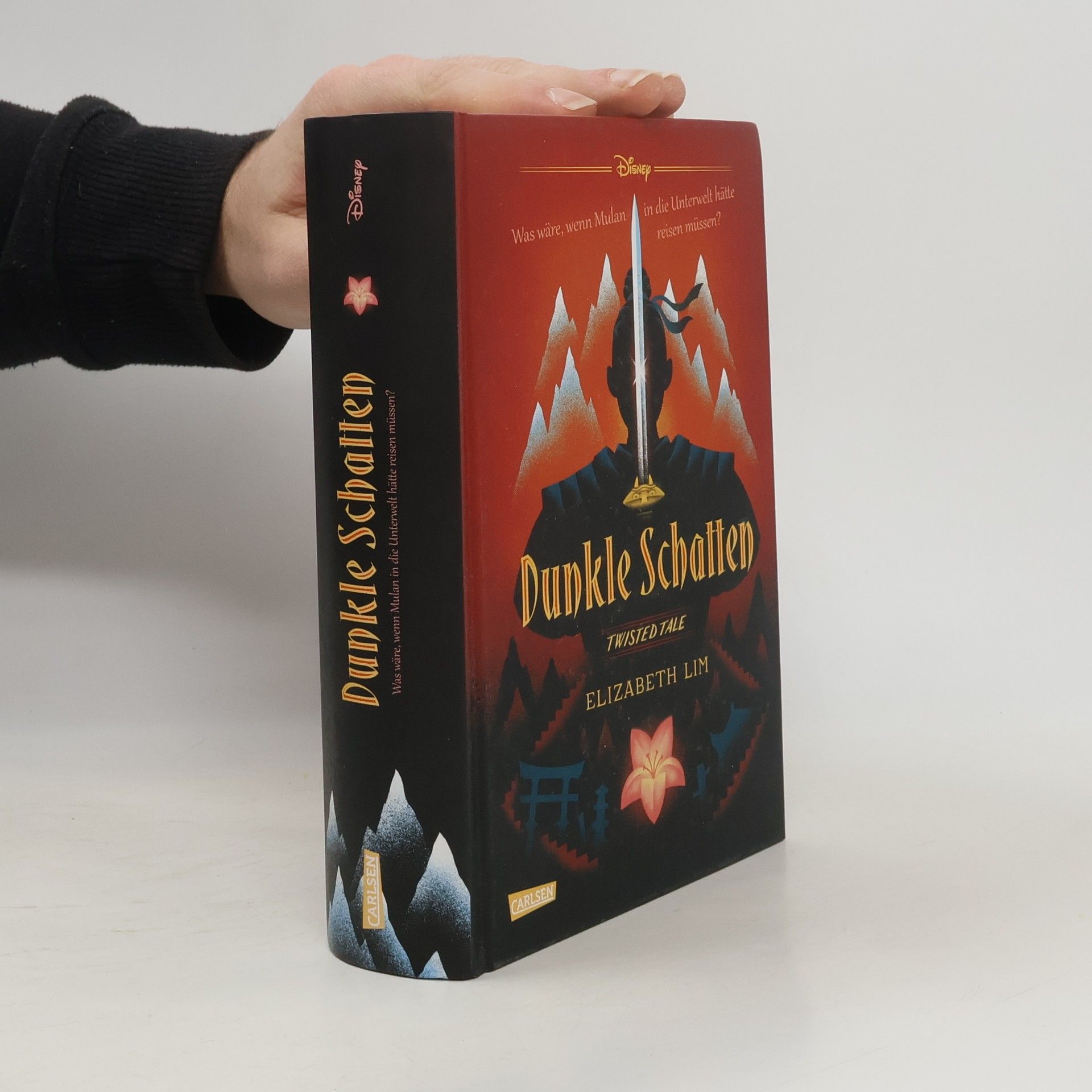 Elizabeth Lim Dunkle Schatten