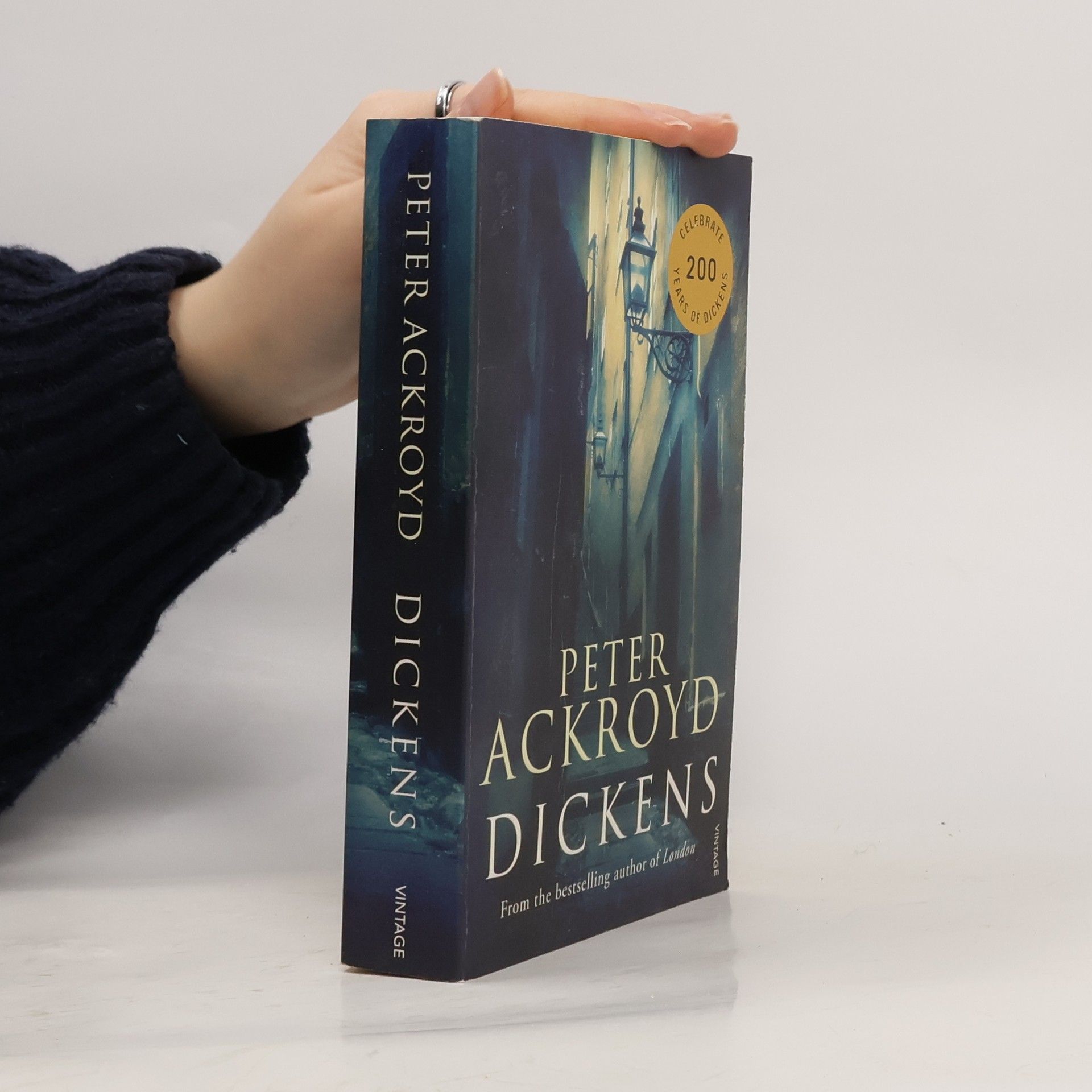 Peter Ackroyd Dickens