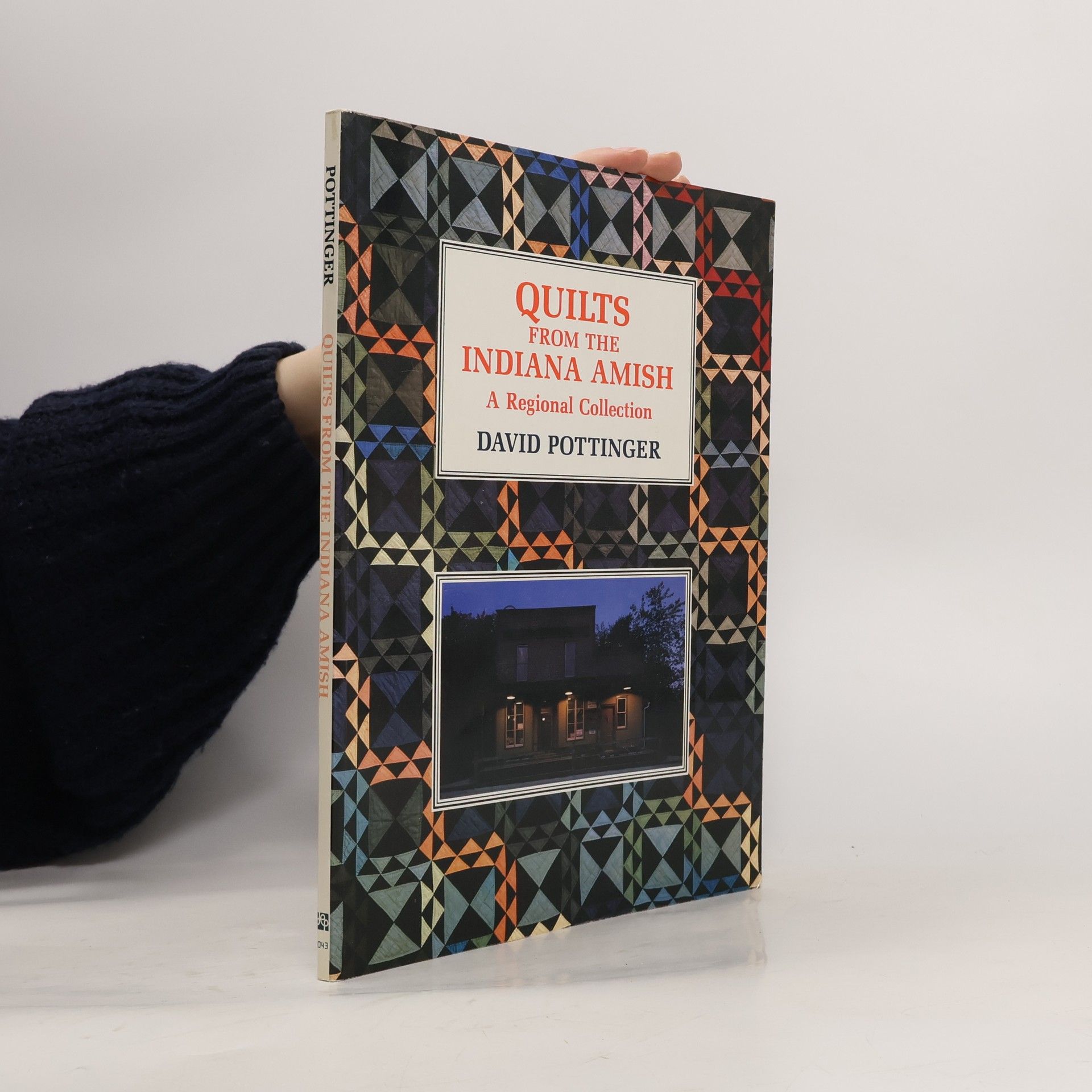 David Pottinger Quilts from the Indiana Amish