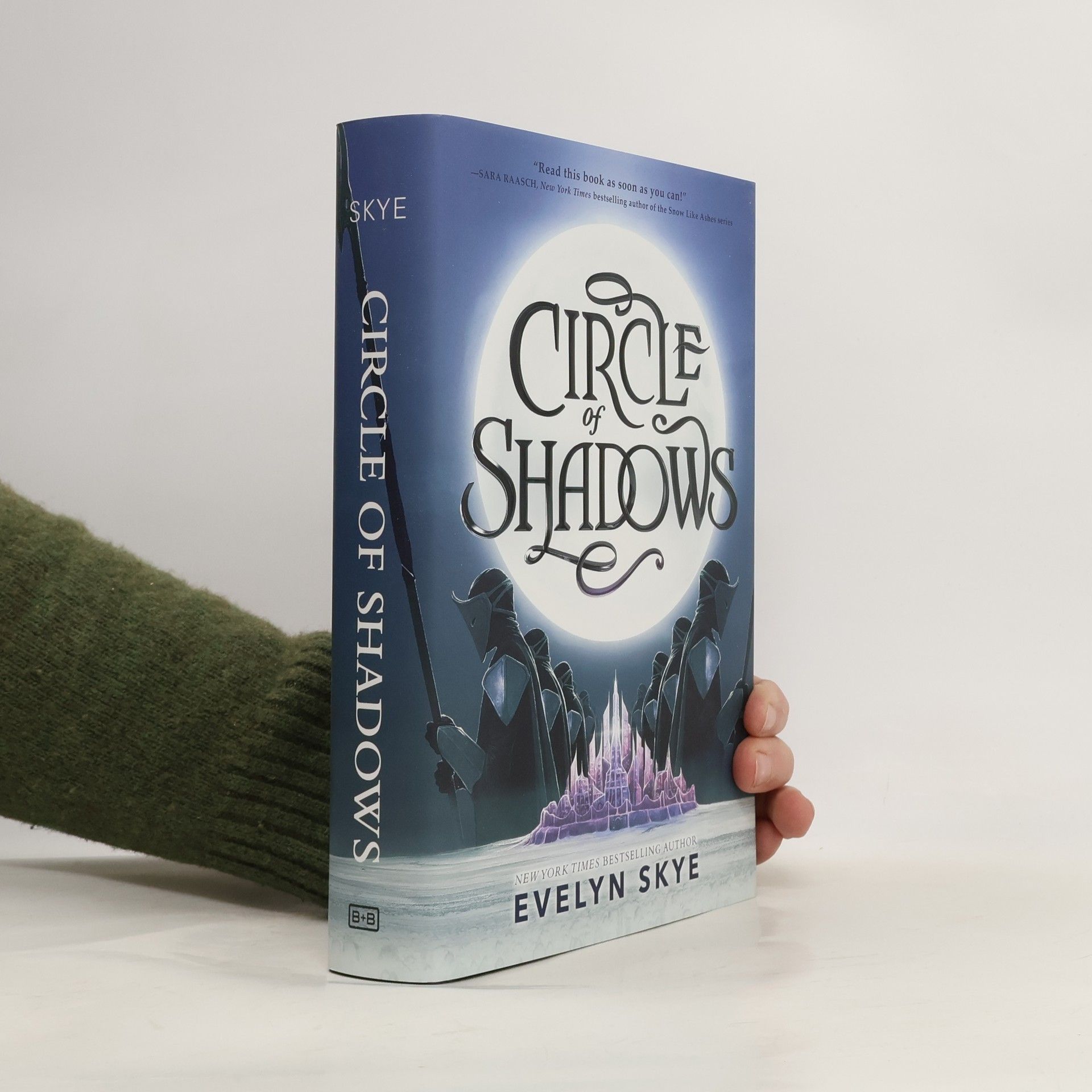 Skye Evelyn Circle of Shadows