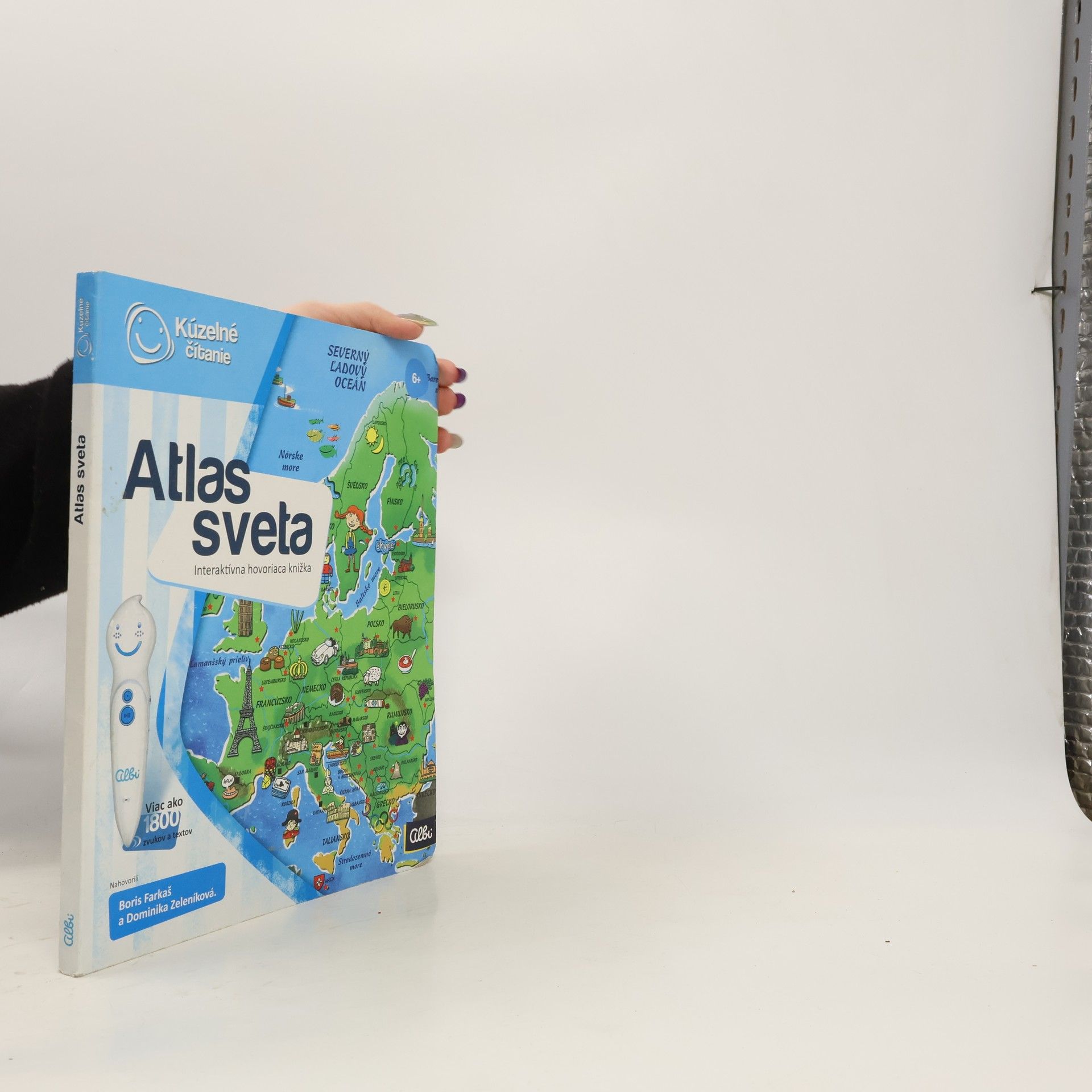 Autores varios Atlas sveta : interaktívna hovoriaca knižka