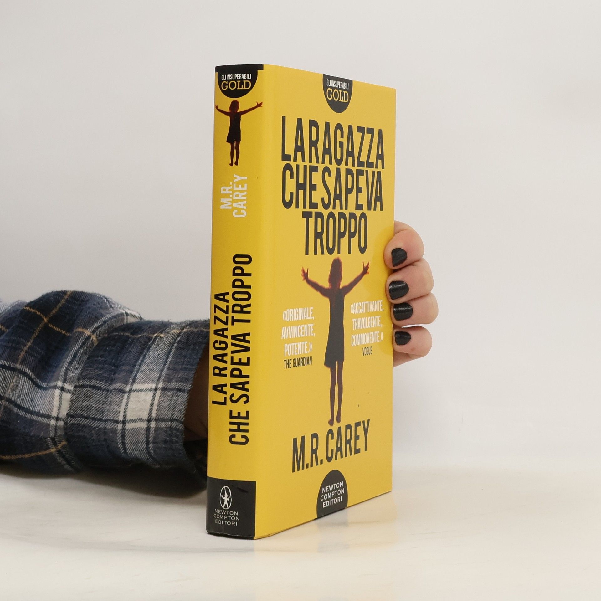 M. R. Carey La ragazza che sapeva troppo