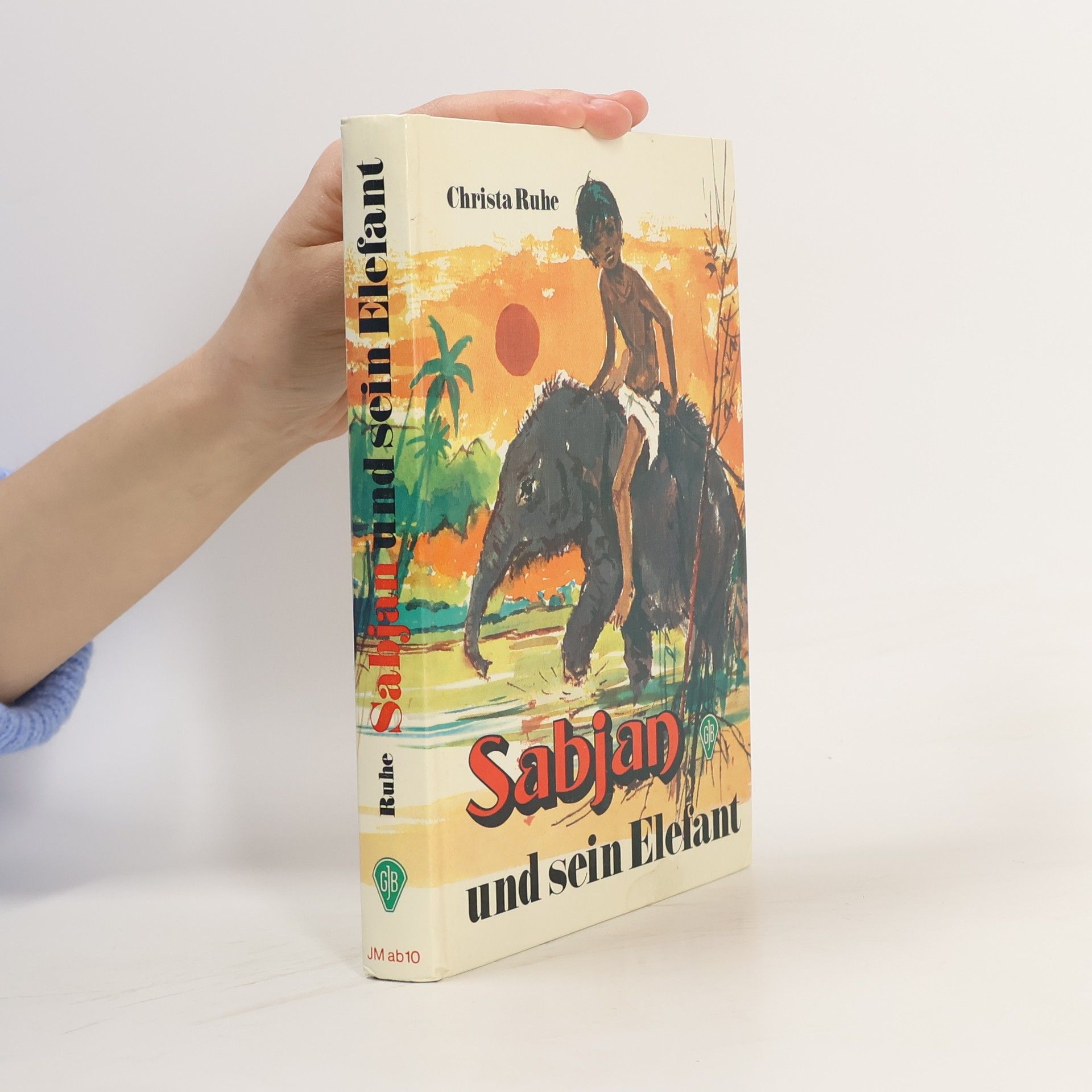 Christa Ruhe Sabjan und sein Elefant