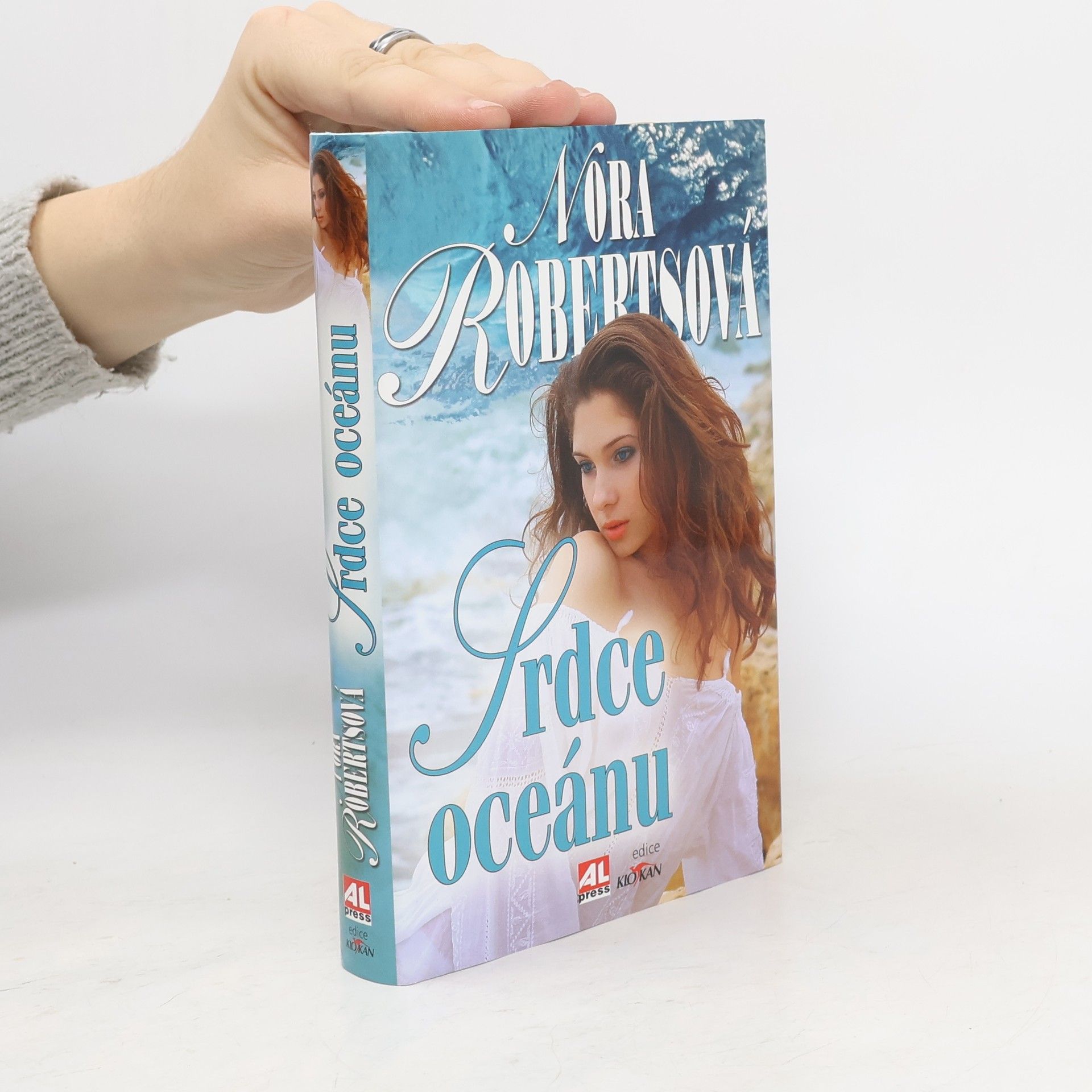 Nora Roberts Srdce oceánu