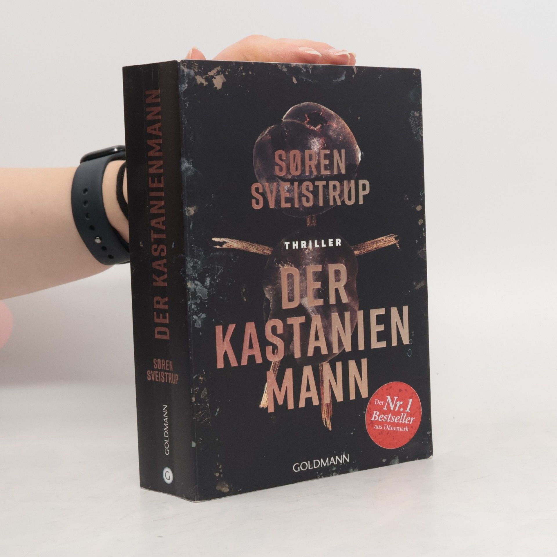 Søren Sveistrup Der Kastanienmann