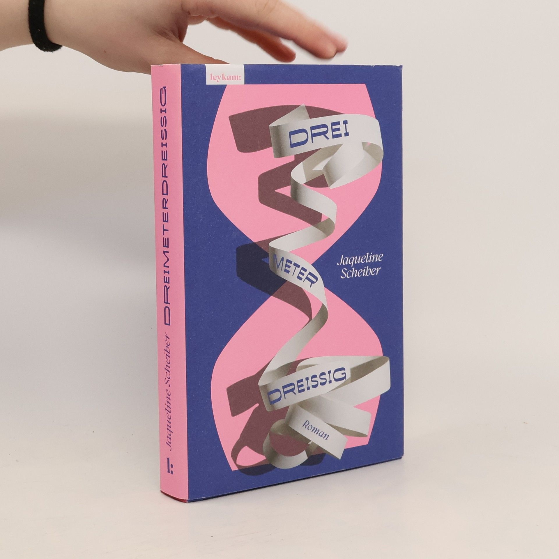 Jaqueline Scheiber Dreimeterdreißig