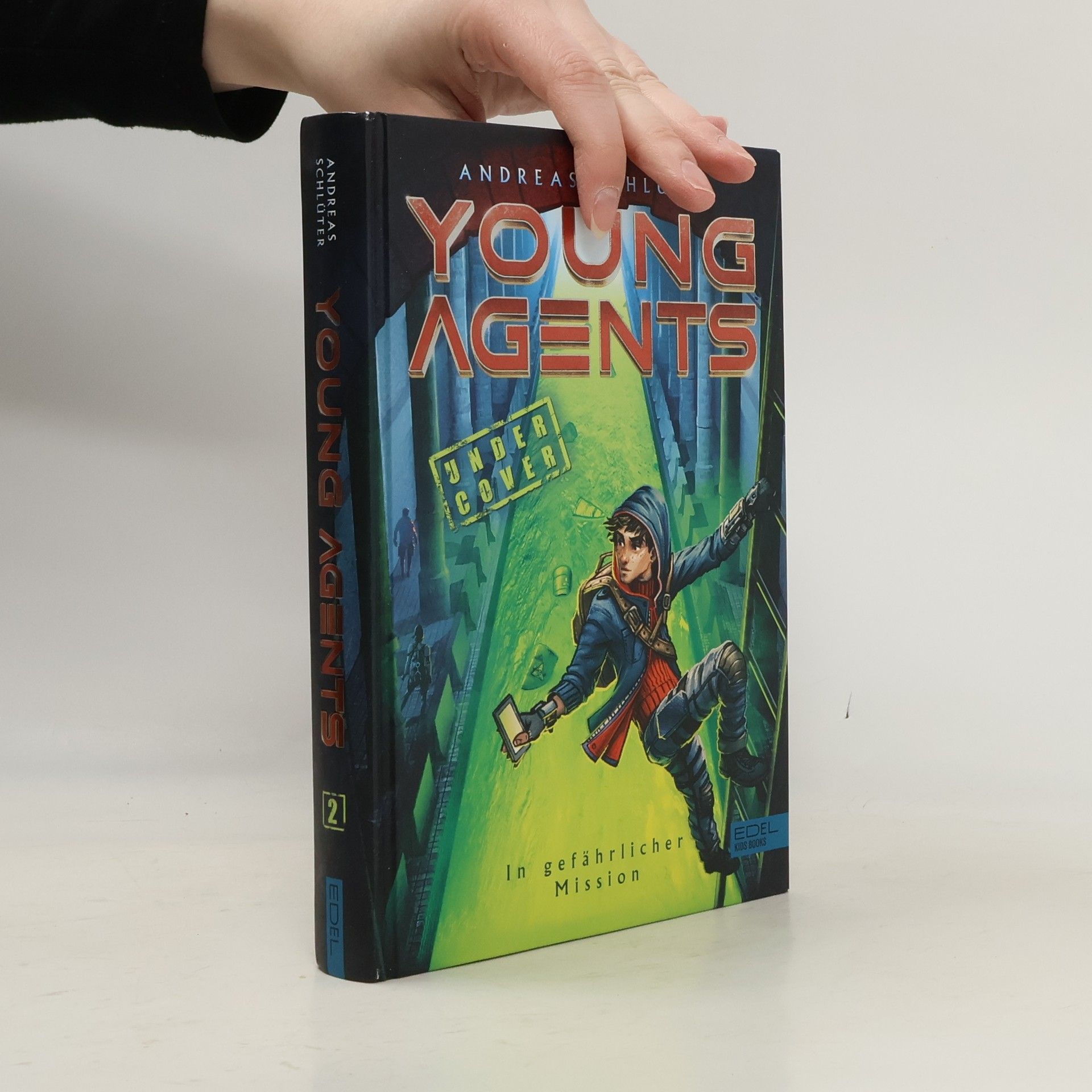 Andreas Schlüter Young Agents