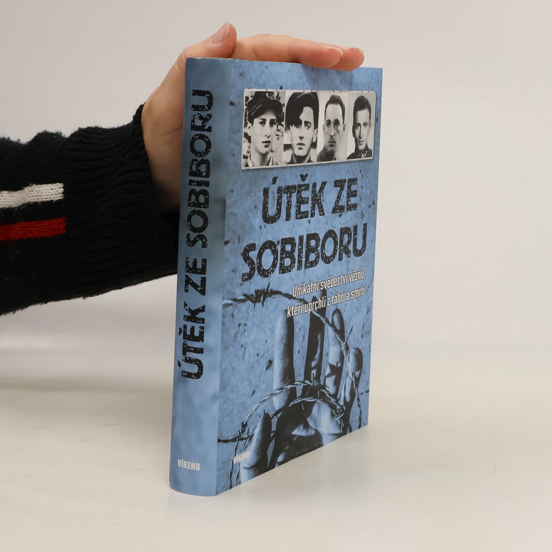 Marek Bem Útěk ze Sobiboru: Unikátní svědectví vězňů, kteří uprchli z tábora smrti