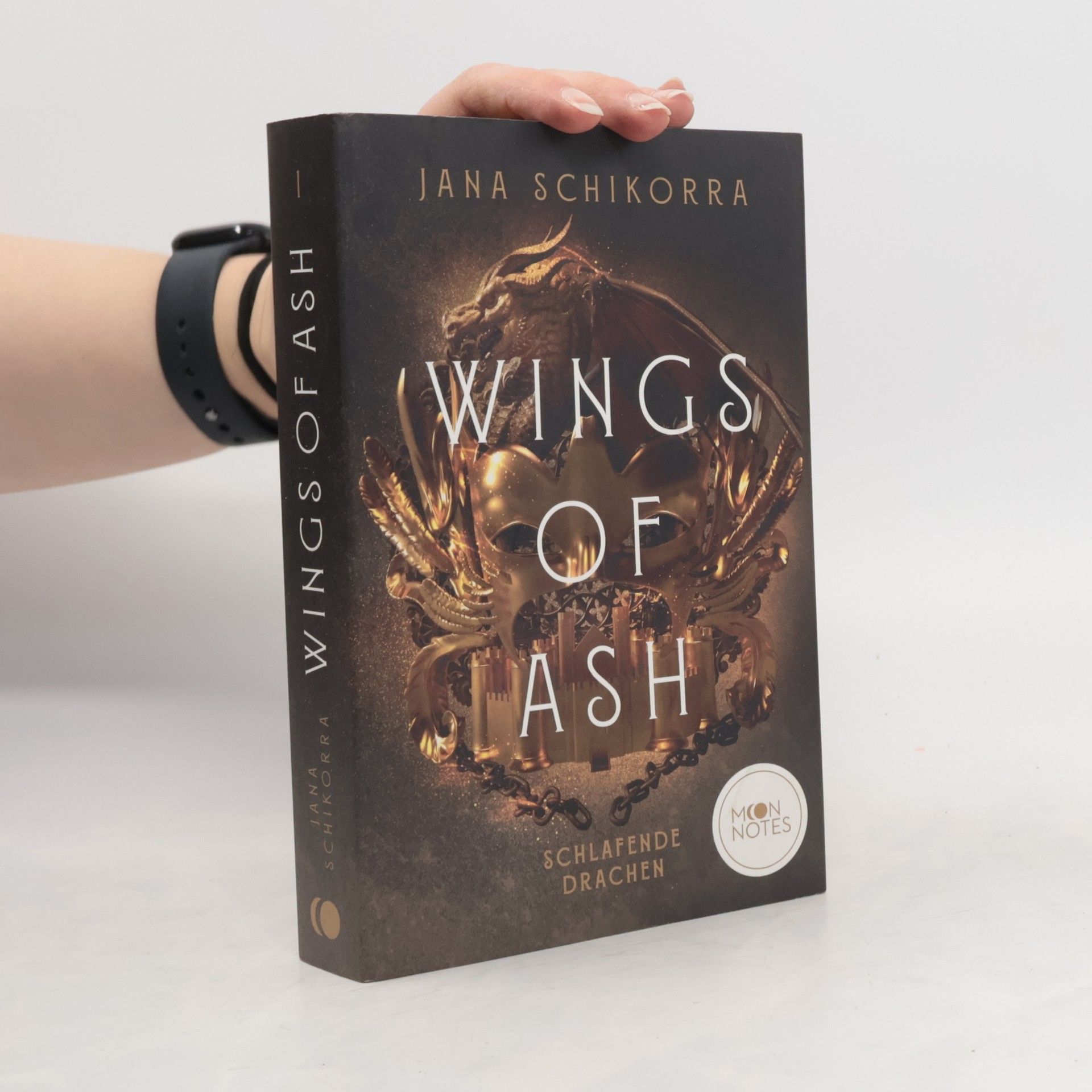 Jana Schikorra Schlafende Drachen - 1: Wings of Ash