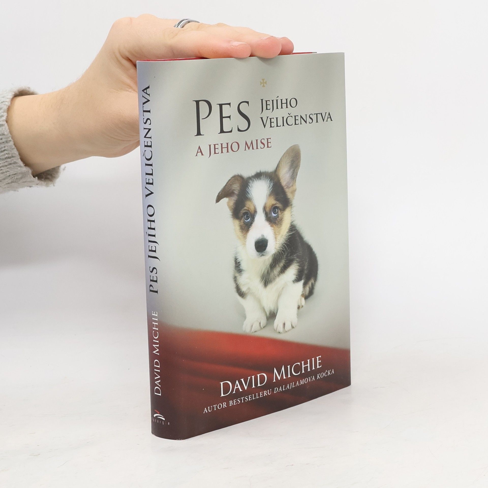 David Michie Pes Jejího Veličenstva a jeho mise
