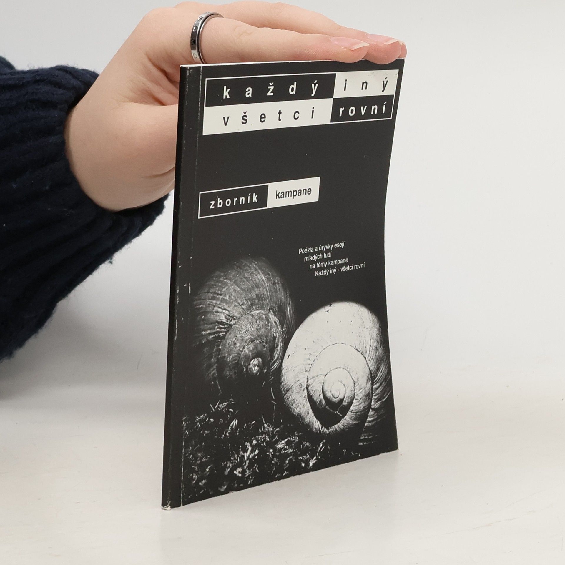 AA.VV. Každý iný, všetci rovní