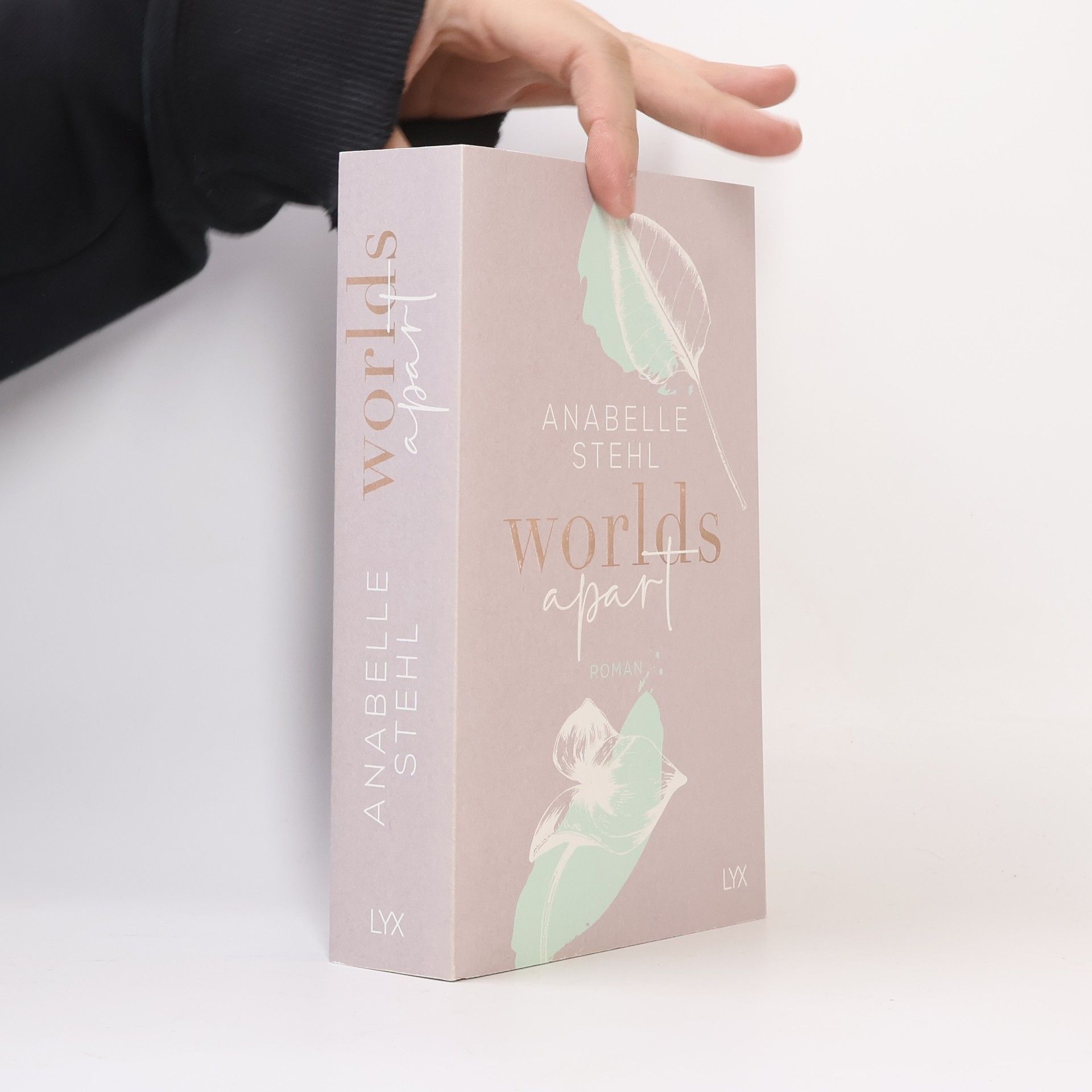 Anabelle Stehl Worlds Apart