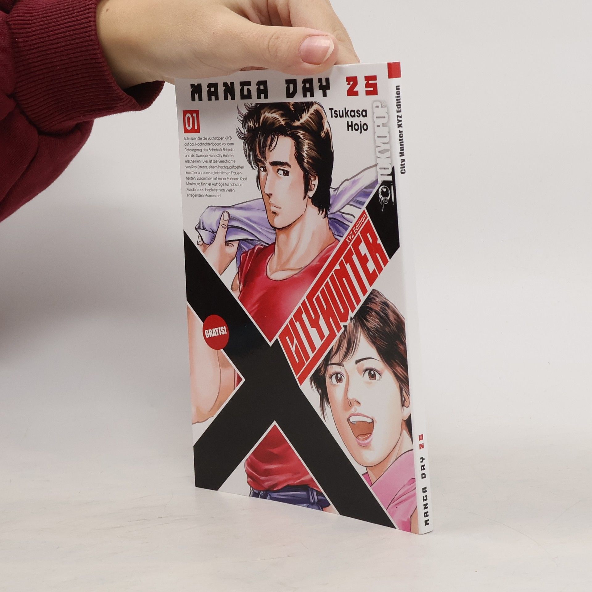 Hojo Tsukasa Manga Day 25. City Hunter 01