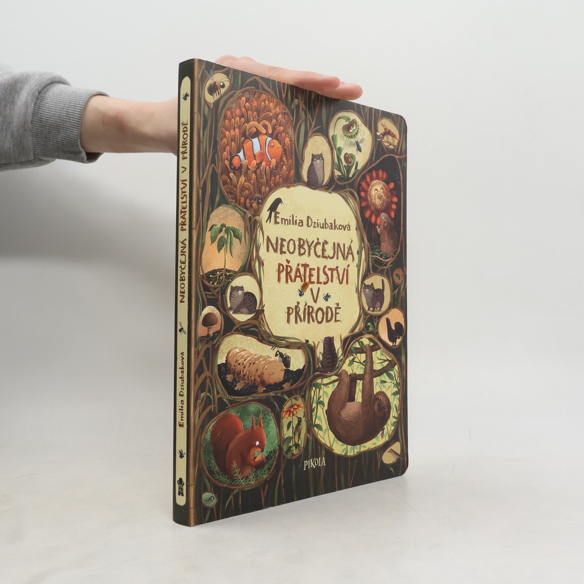 Emilia Dziubak Neobyčejná přátelství v přírodě