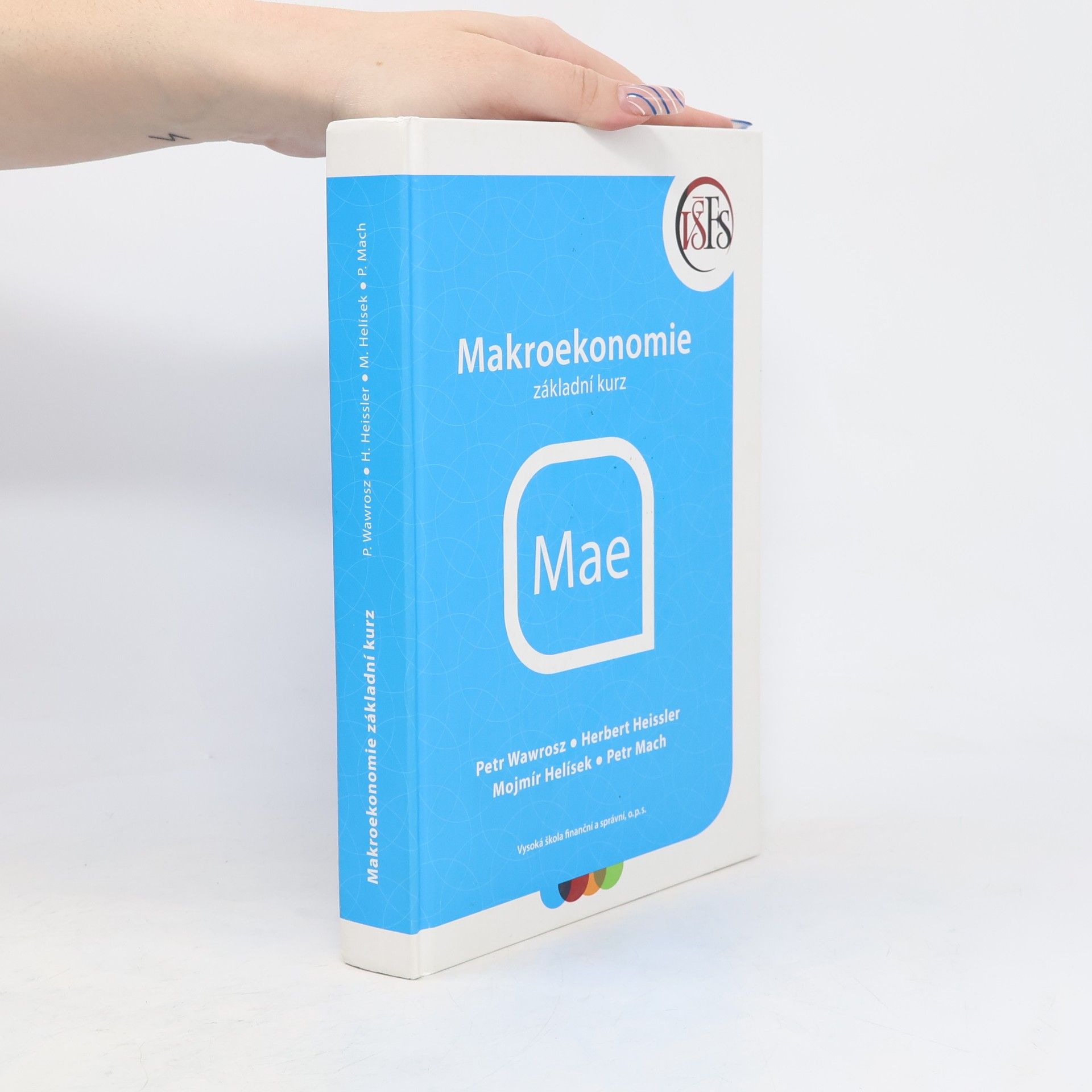 Collectif d'auteurs Makroekonomie. Základní kurz