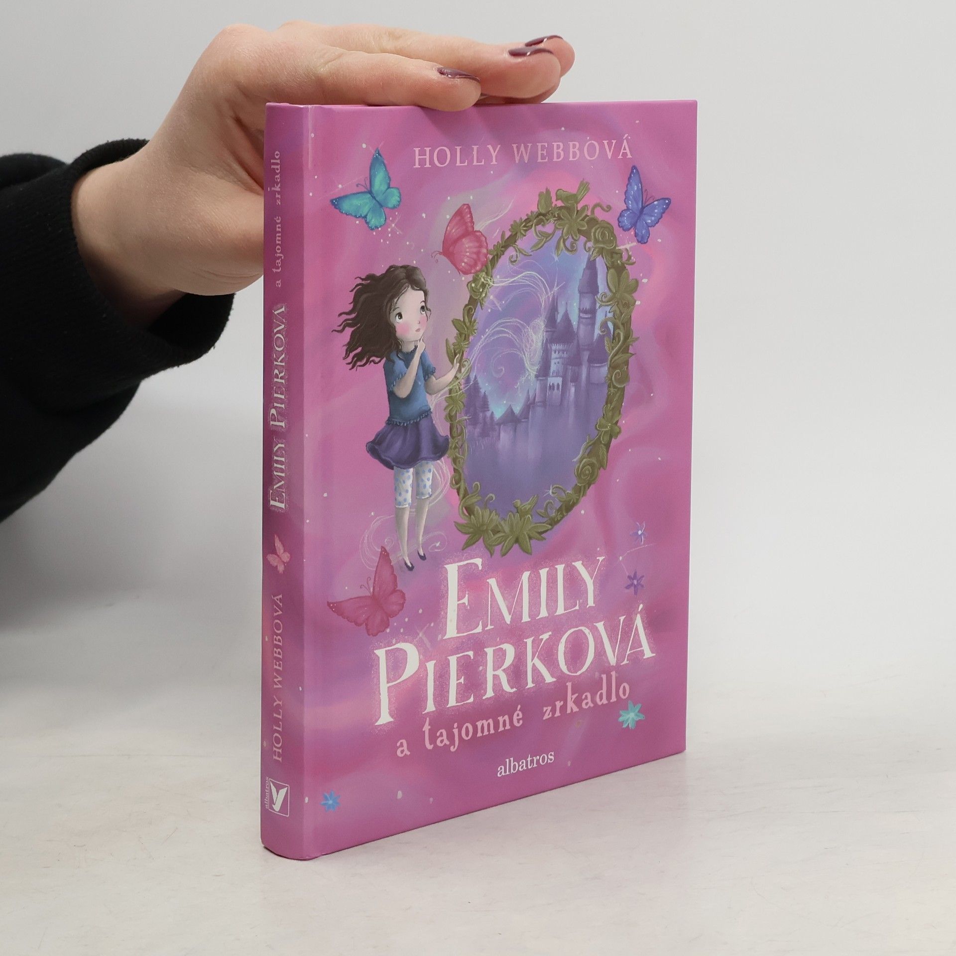 Holly Webbová Emily Pierková a tajomné zrkadlo