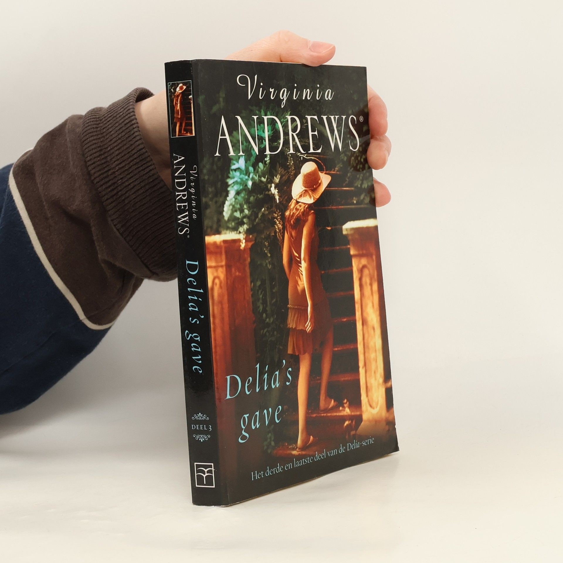 Delia 3 Delia's gave