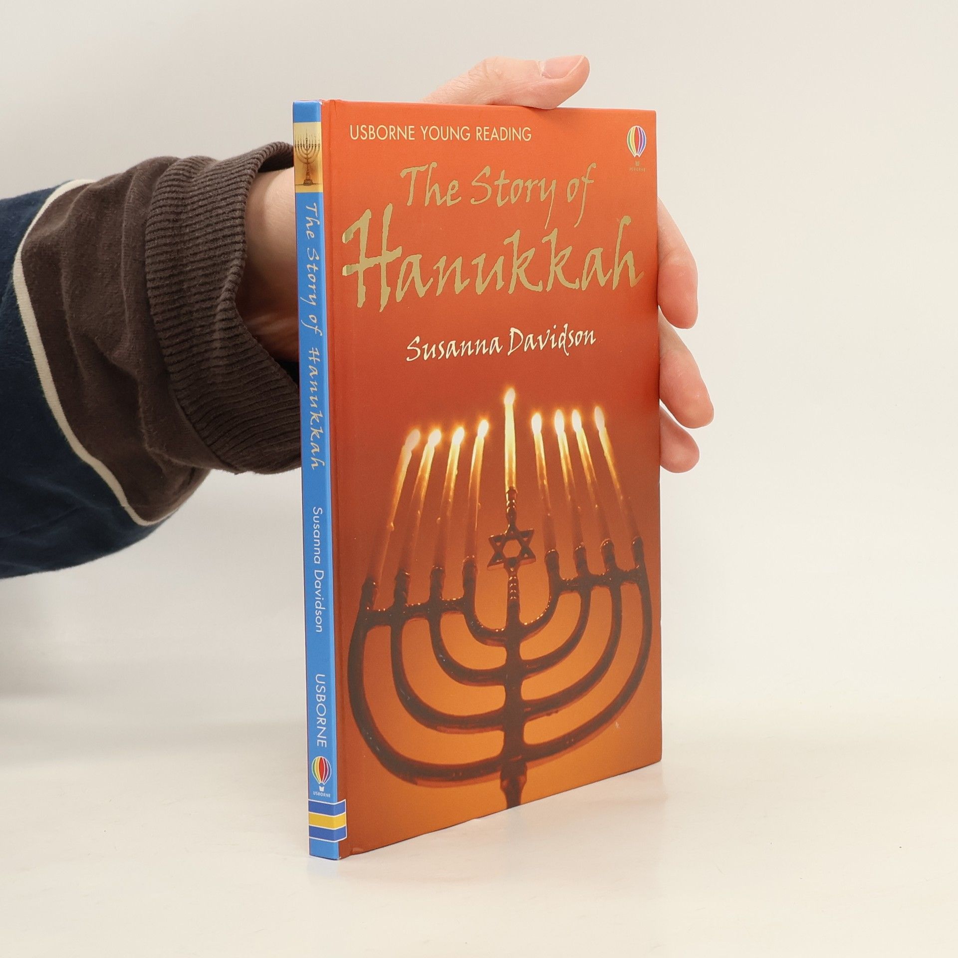 Susanna Davidson Young Reading: The Story of Hanukkah