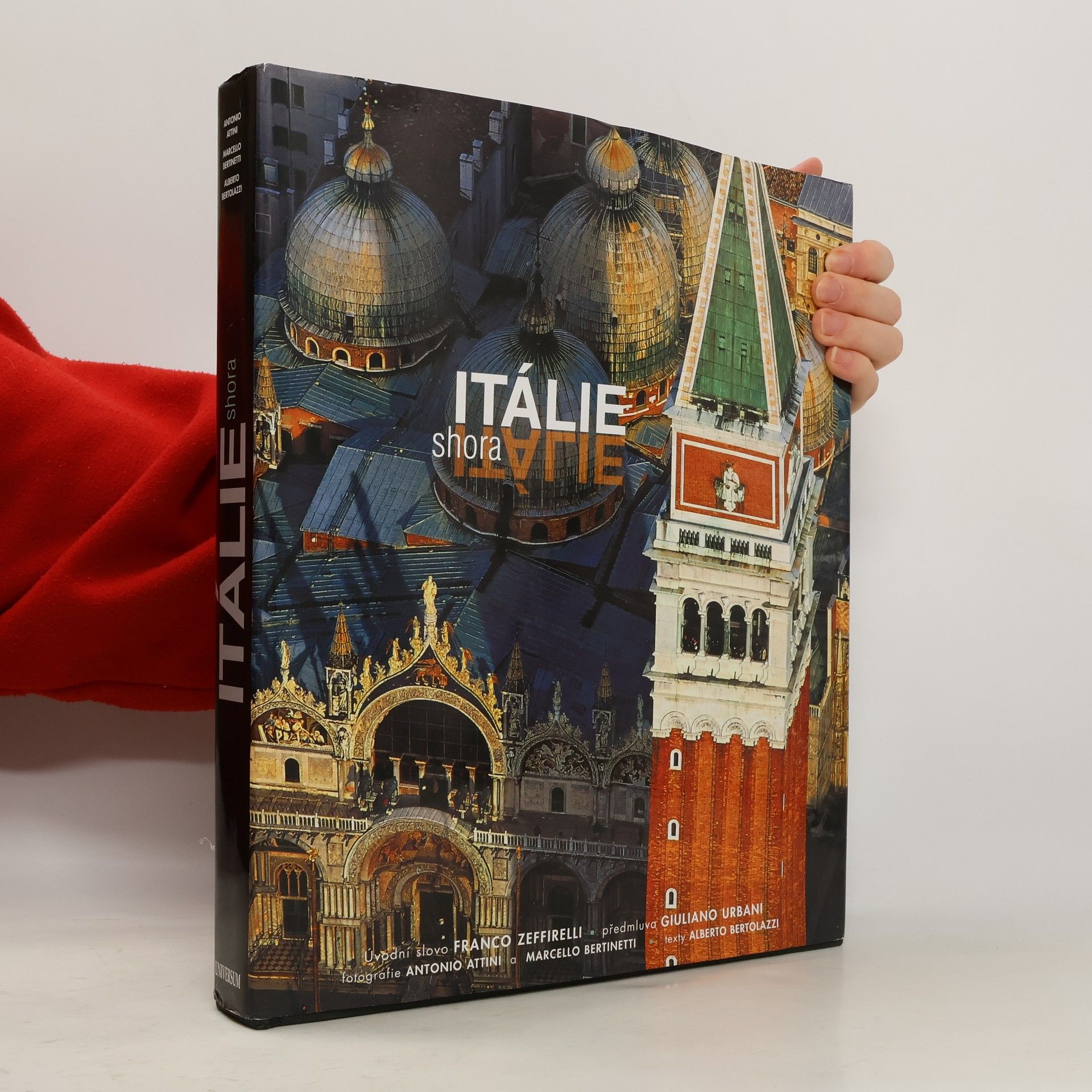 Itálie shora