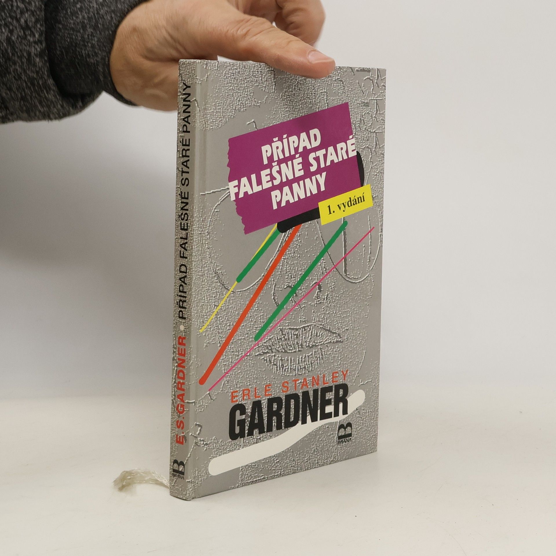 Erle Stanley Gardner Případ falešné staré panny