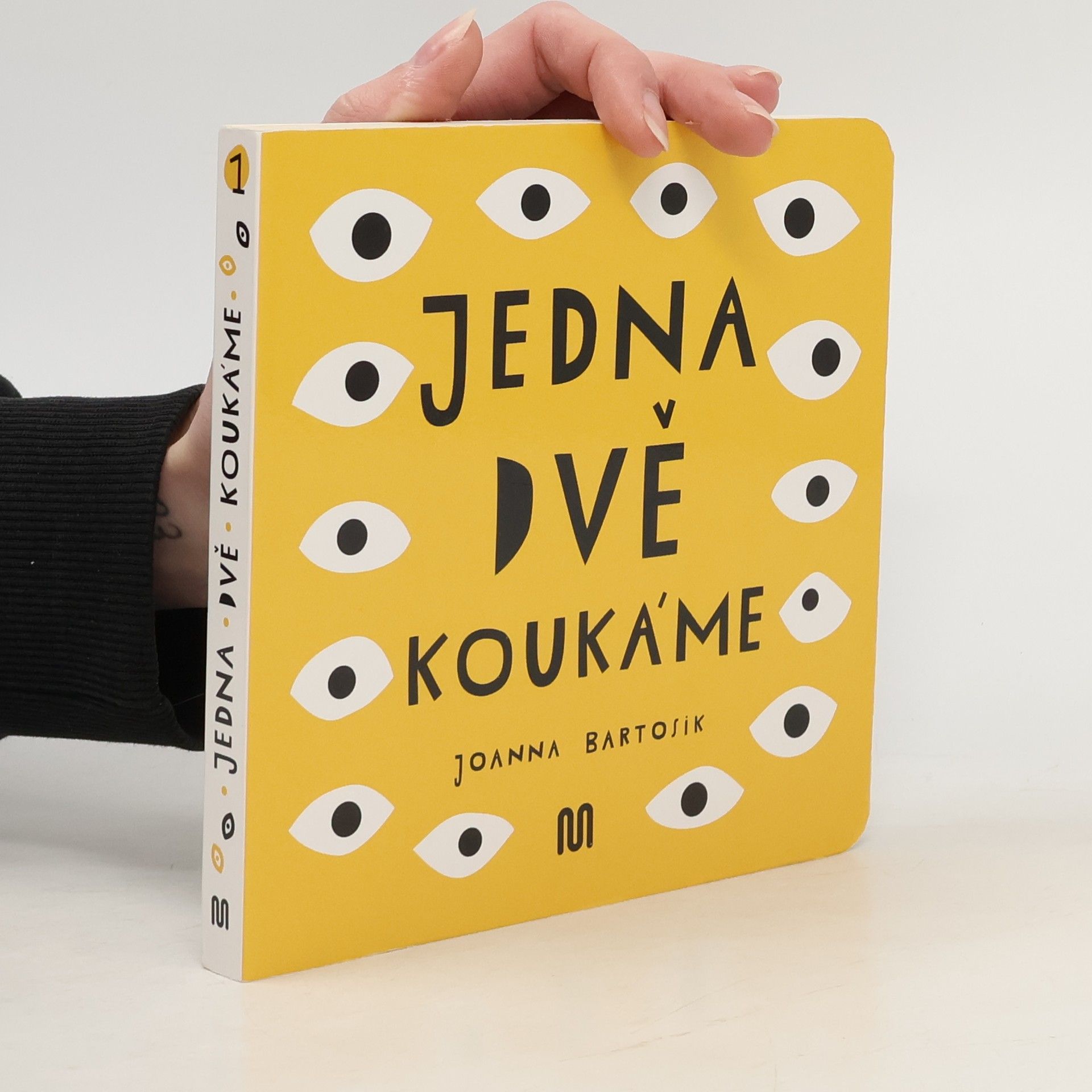 Jedna, dvě - koukáme