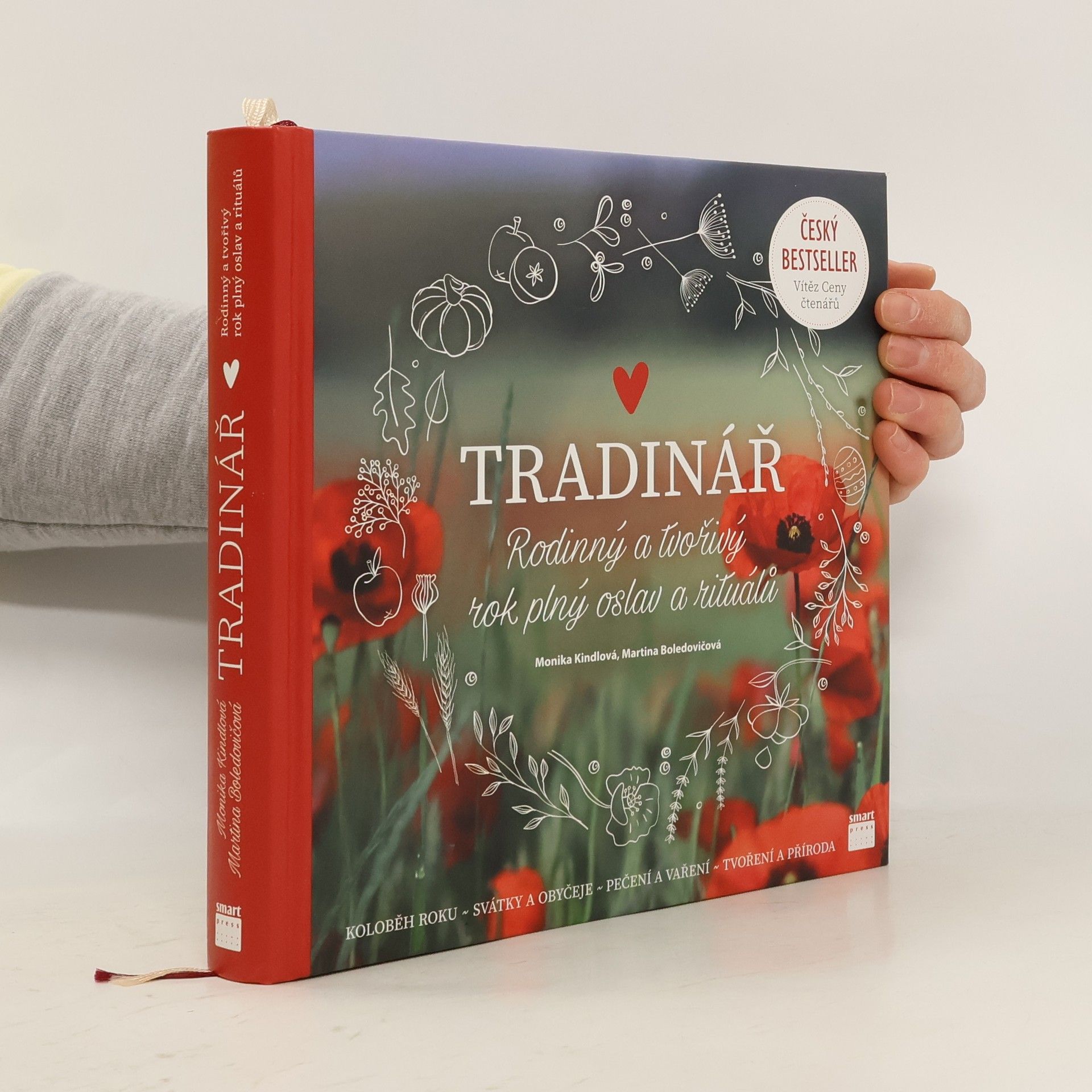 Monika Kindlová Tradinář. Rodinný a tvořivý rok plný oslav a rituálů