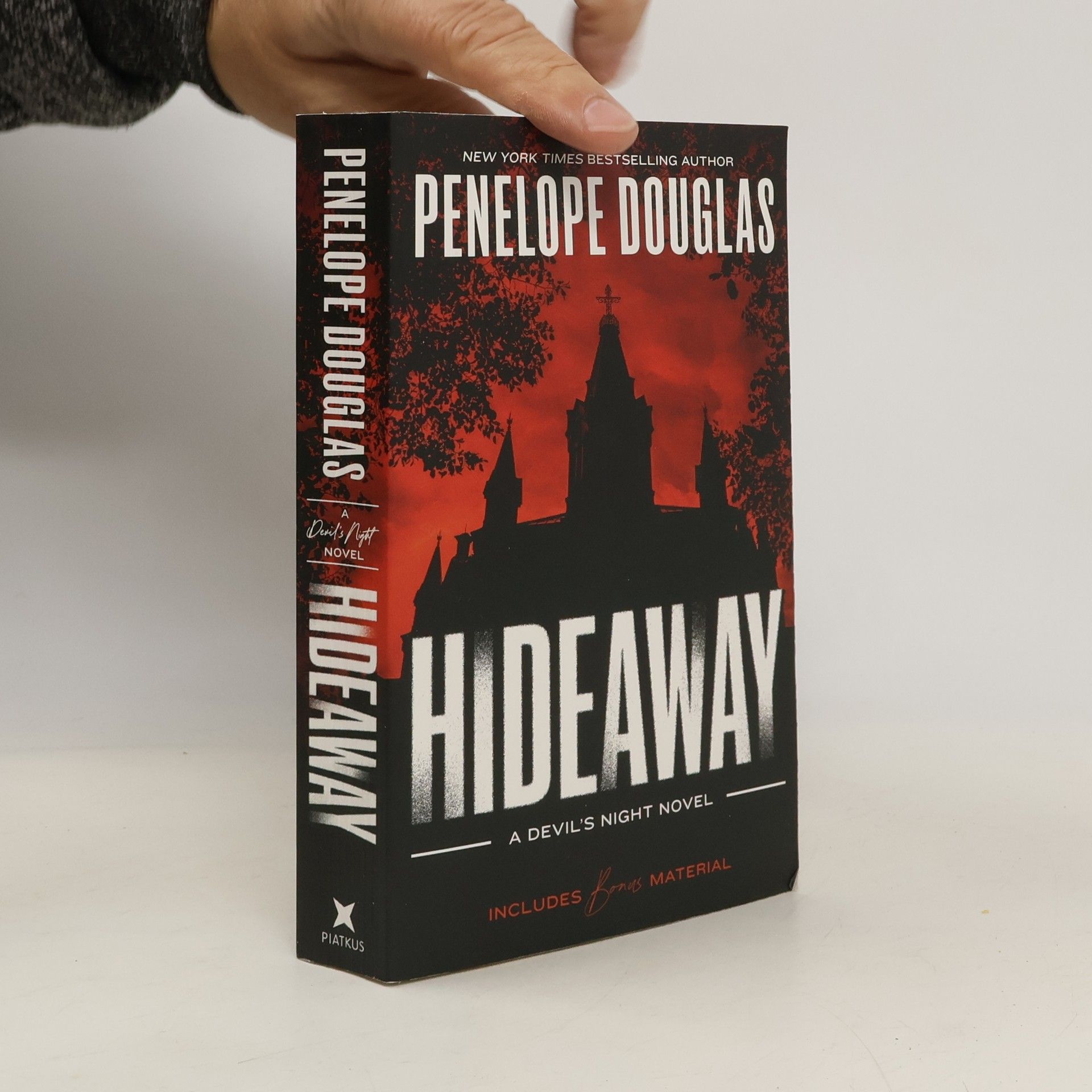 Penelope Douglas Hideaway: Devil's Night