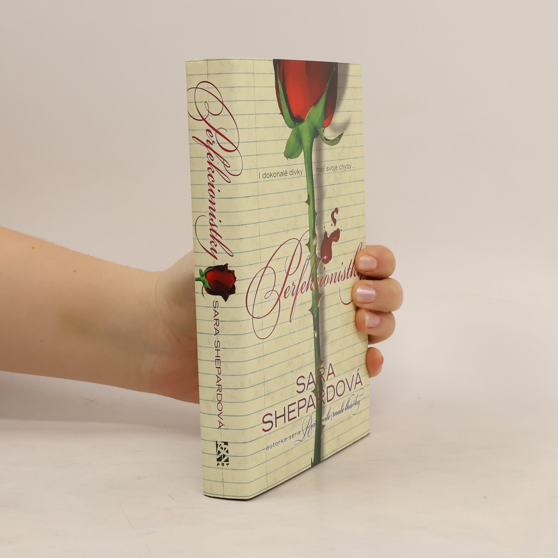 Sara Shepard Perfekcionistky