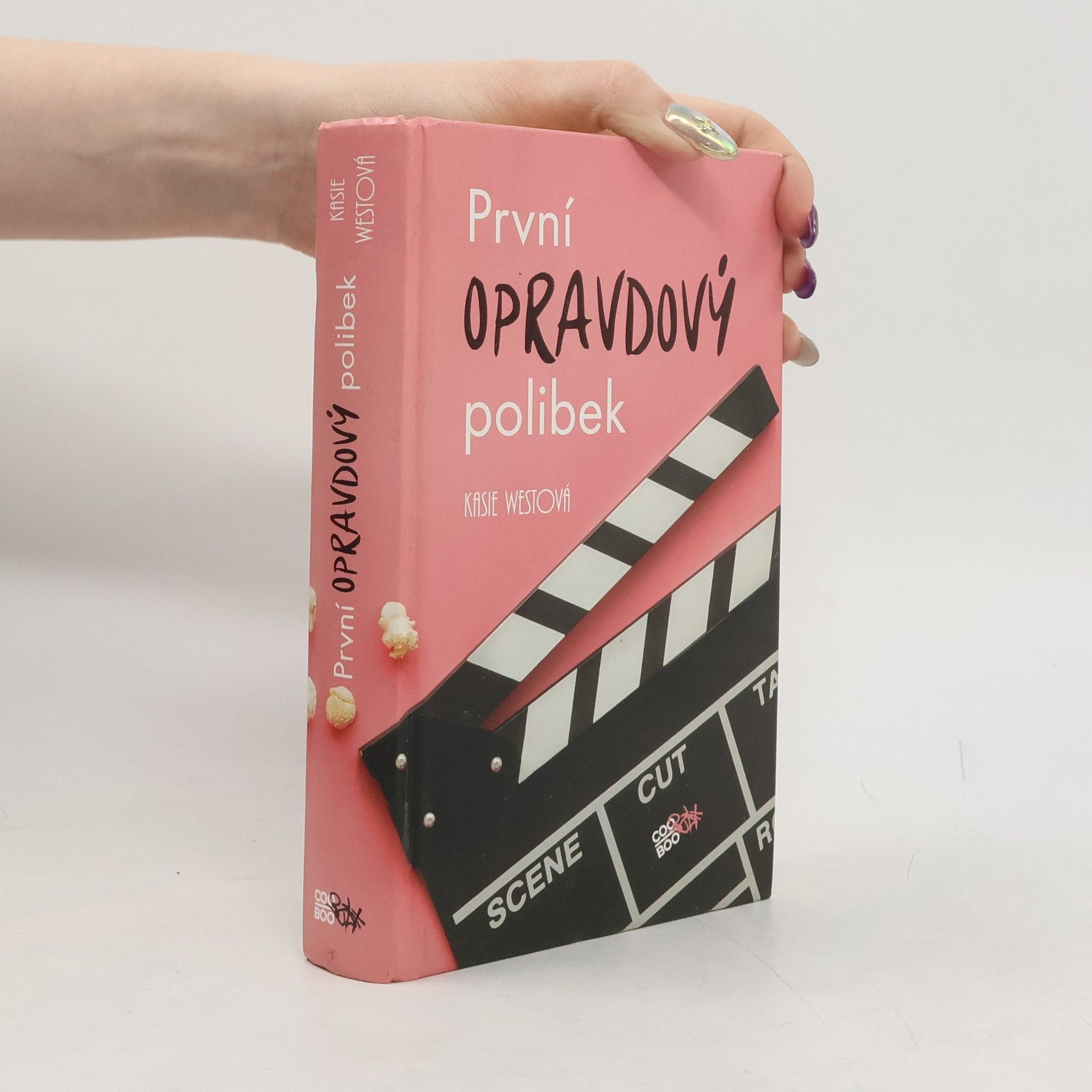 Kasie West První opravdový polibek