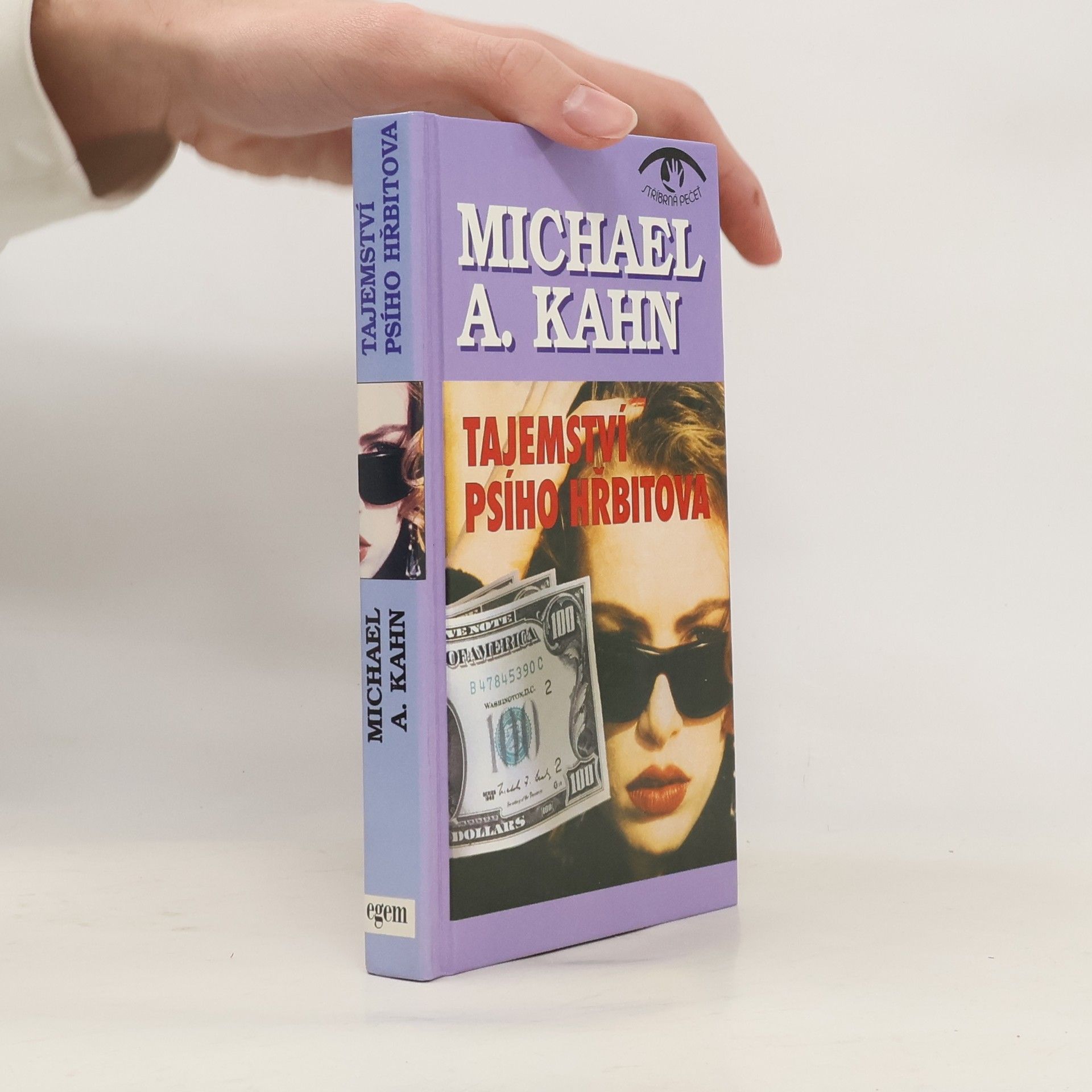 Michael A. Kahn Tajemství psího hřbitova